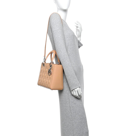 Patent Cannage Medium Lady Dior Beige