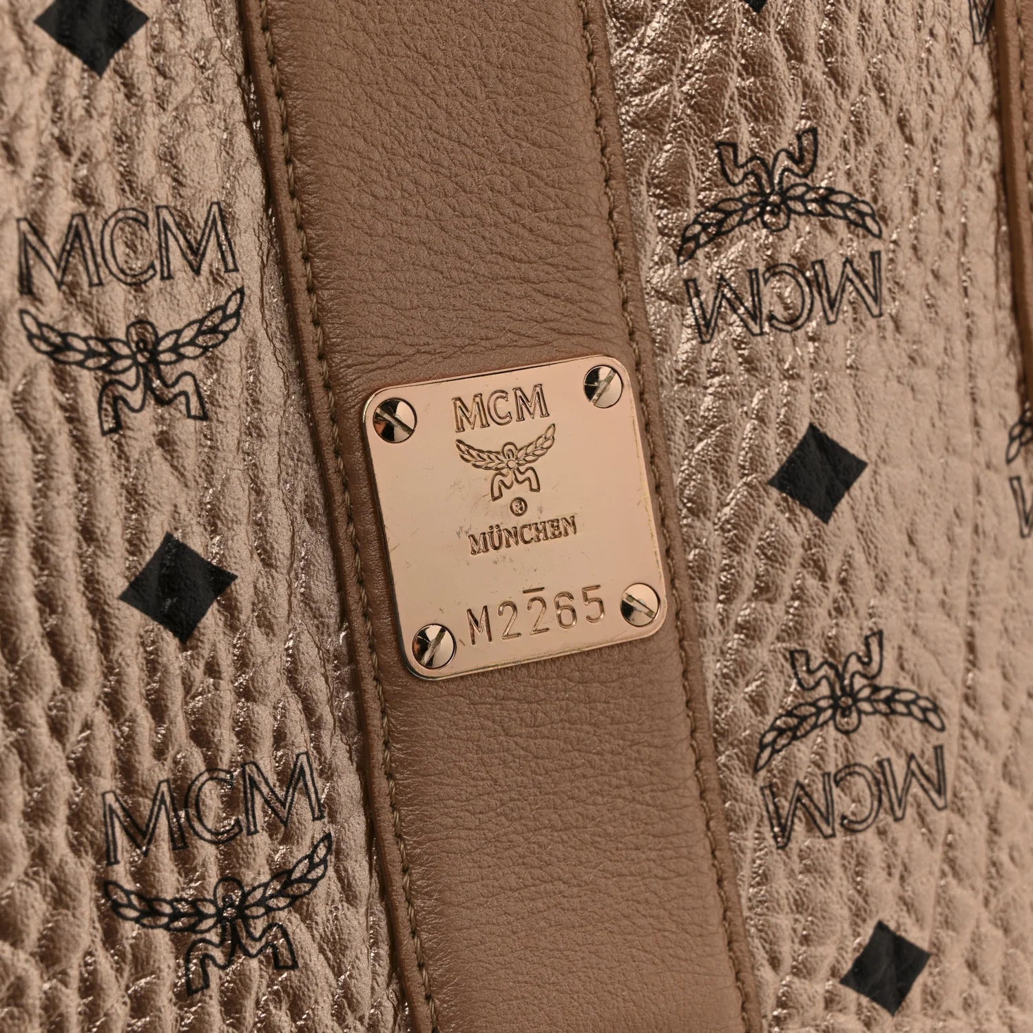 Metallic Visetos Medium Liz Reversible Shopper Tote Champagne Gold