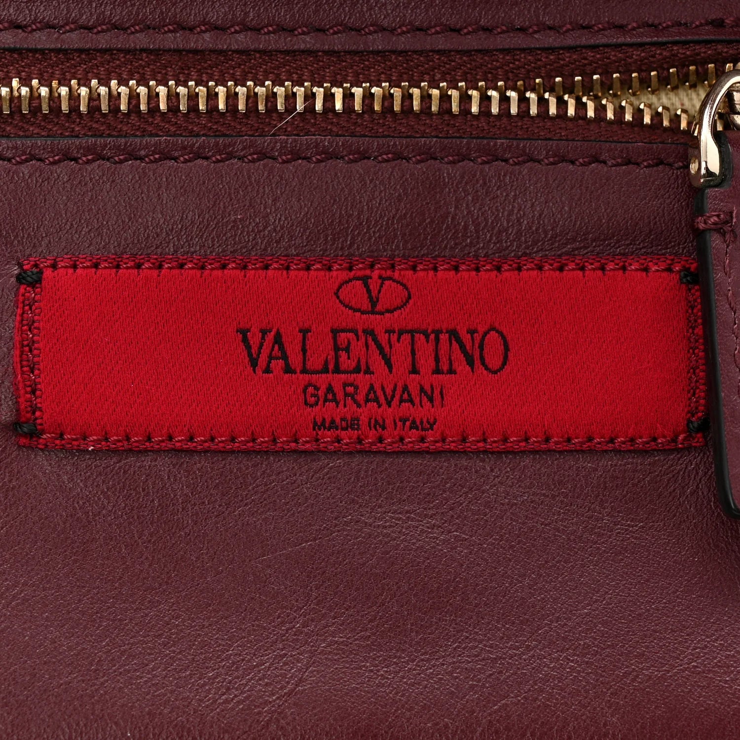 Vitello Mini Rockstud Tote Rubin