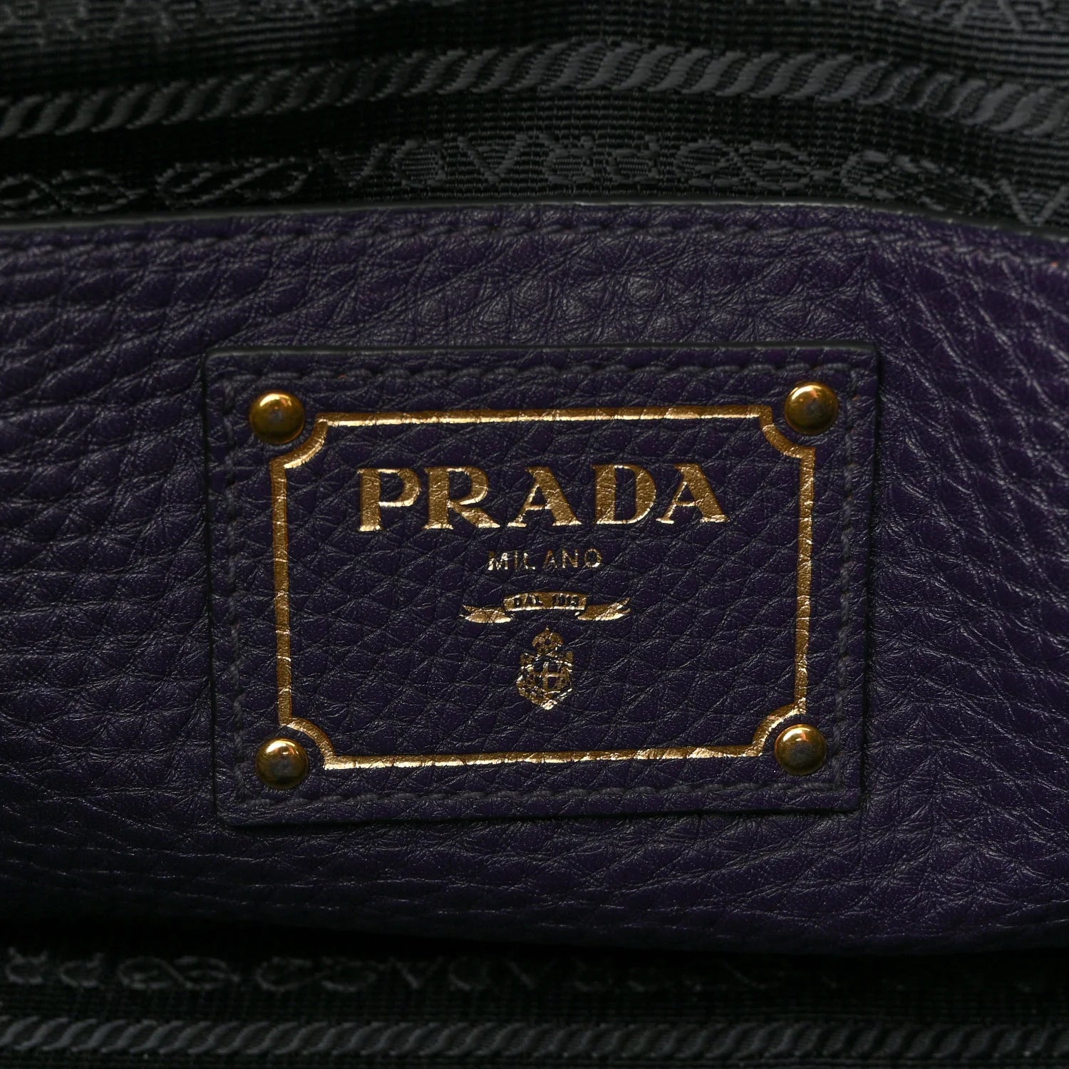 Vitello Daino Shopping Tote Viola