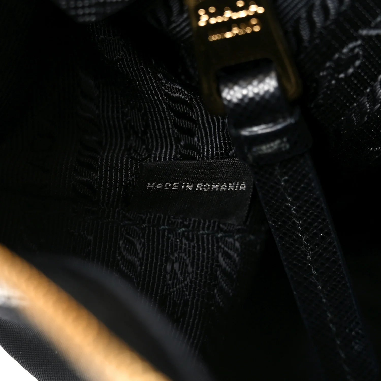 Tessuto Nylon Saffiano Shopping Tote Black