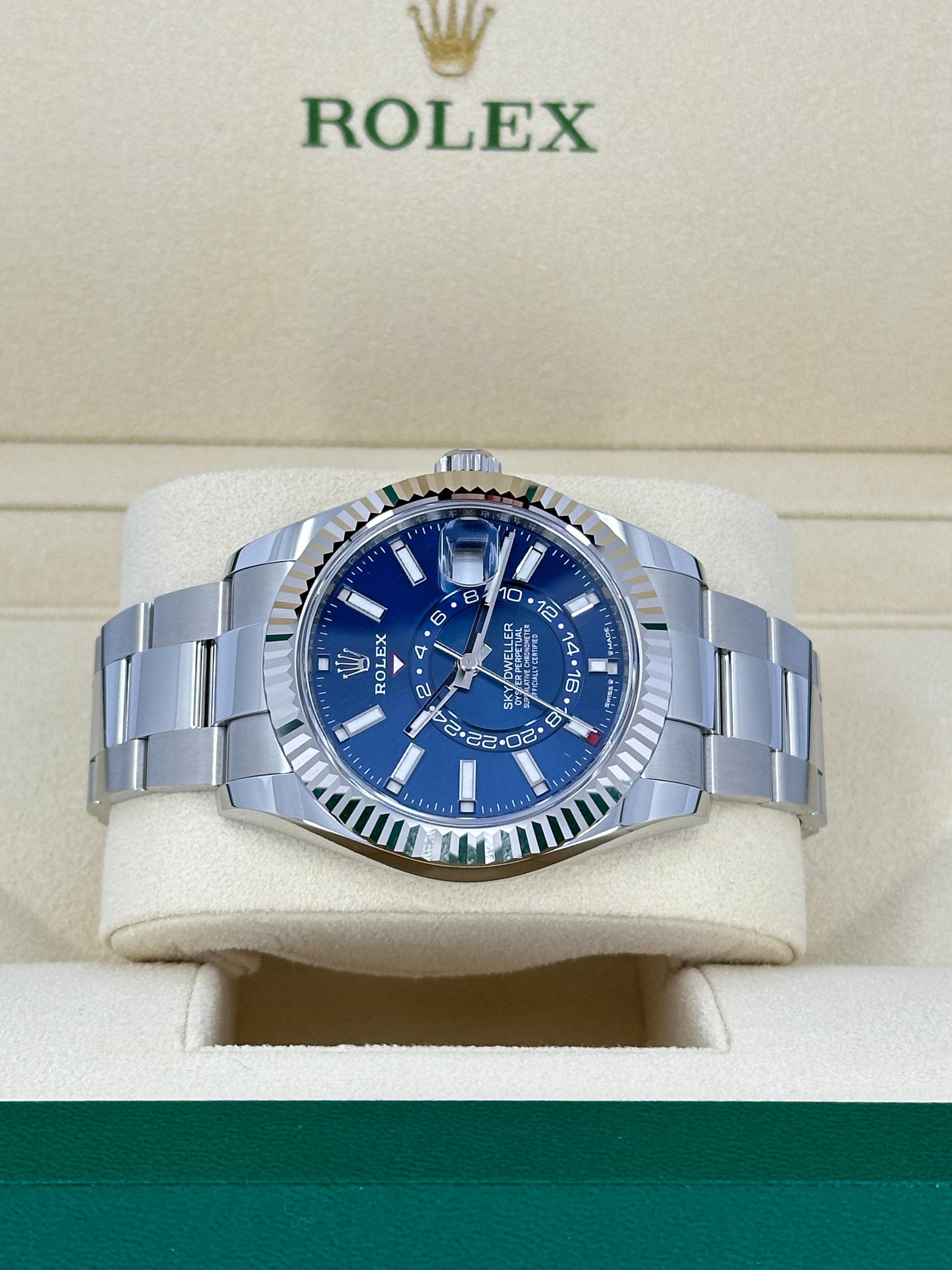Sky-Dweller, 42Mm, Oystersteel and 18K White Gold, Blue, Oyster, Ref# 336934-0005