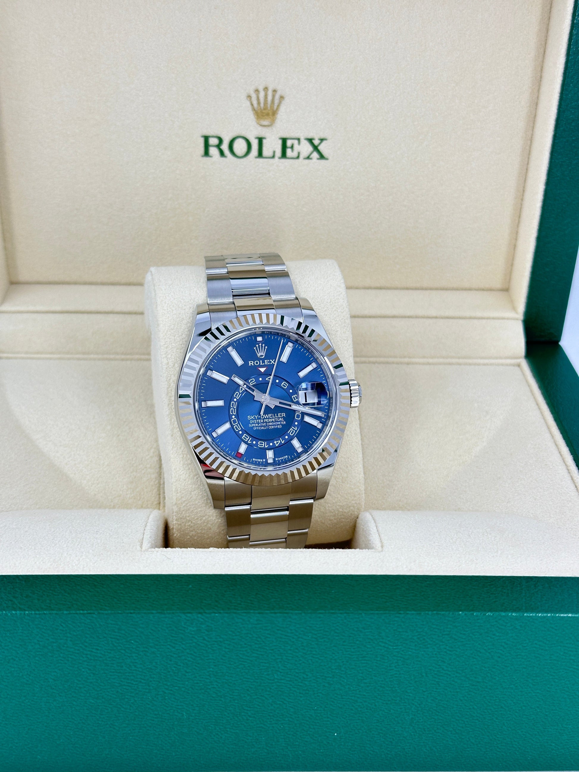Sky-Dweller, 42Mm, Oystersteel and 18K White Gold, Blue, Oyster, Ref# 336934-0005