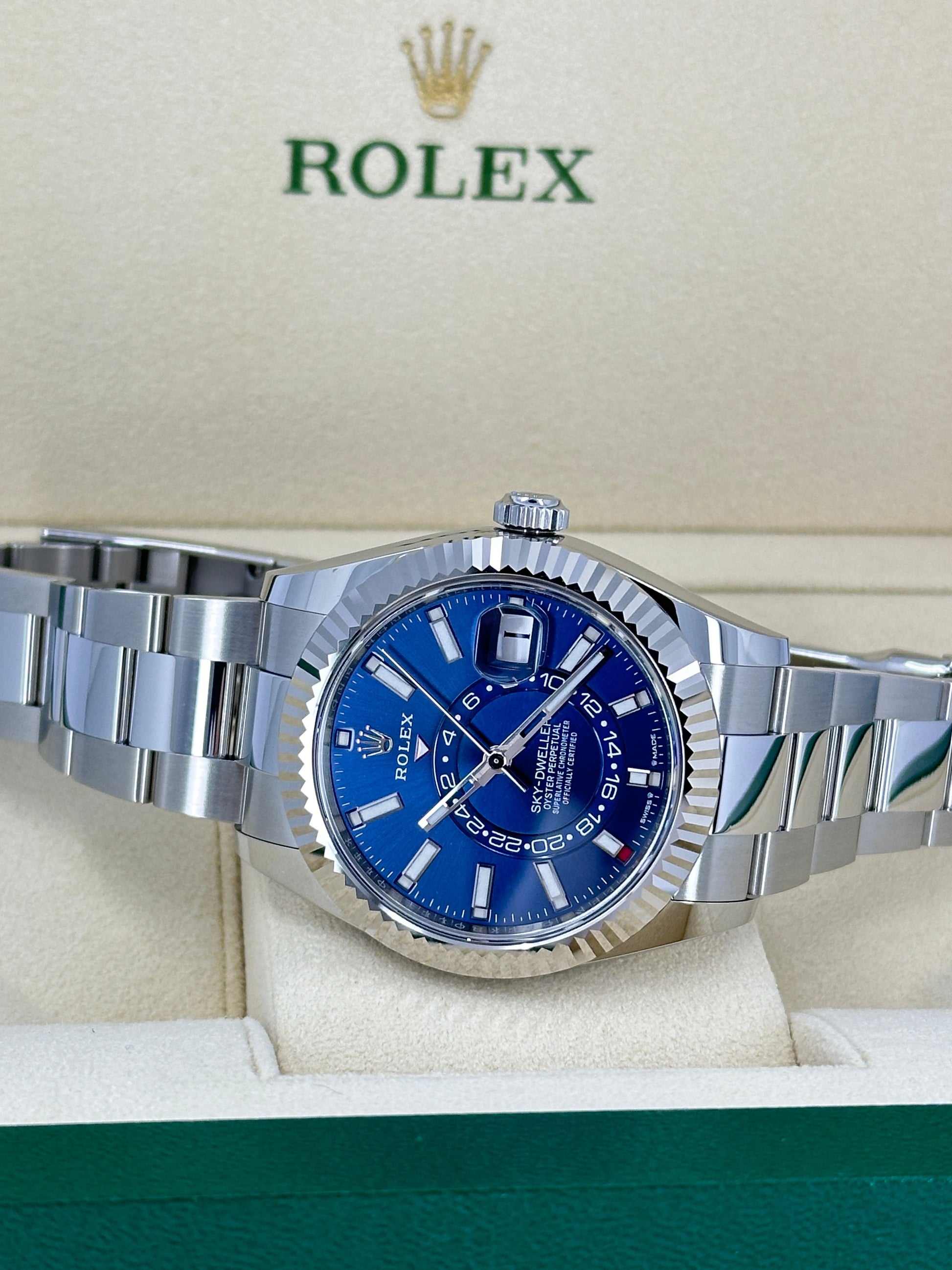 Sky-Dweller, 42Mm, Oystersteel and 18K White Gold, Blue, Oyster, Ref# 336934-0005
