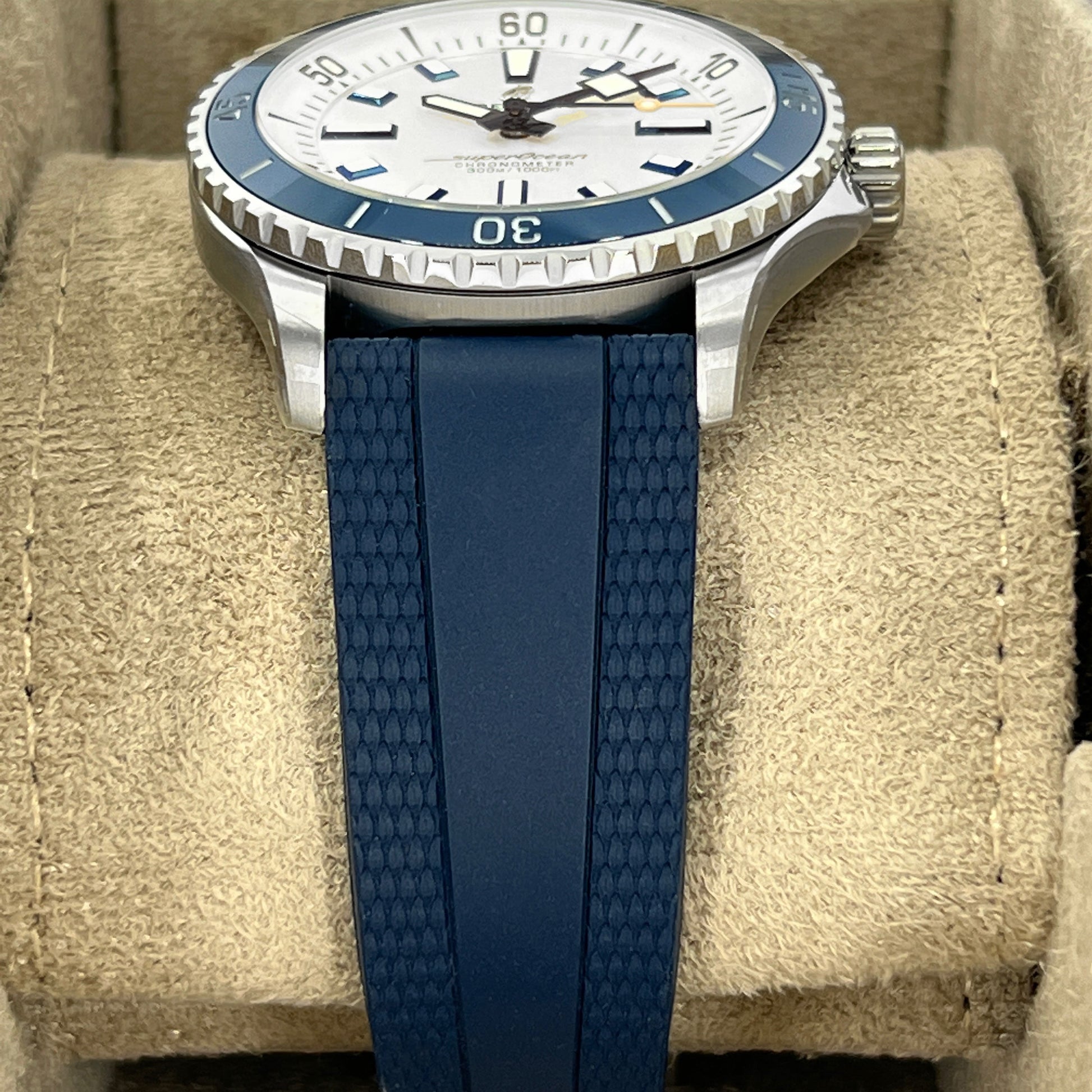 Superocean Automatic 42, Ref# A17375E71G1S1, Box and Papers