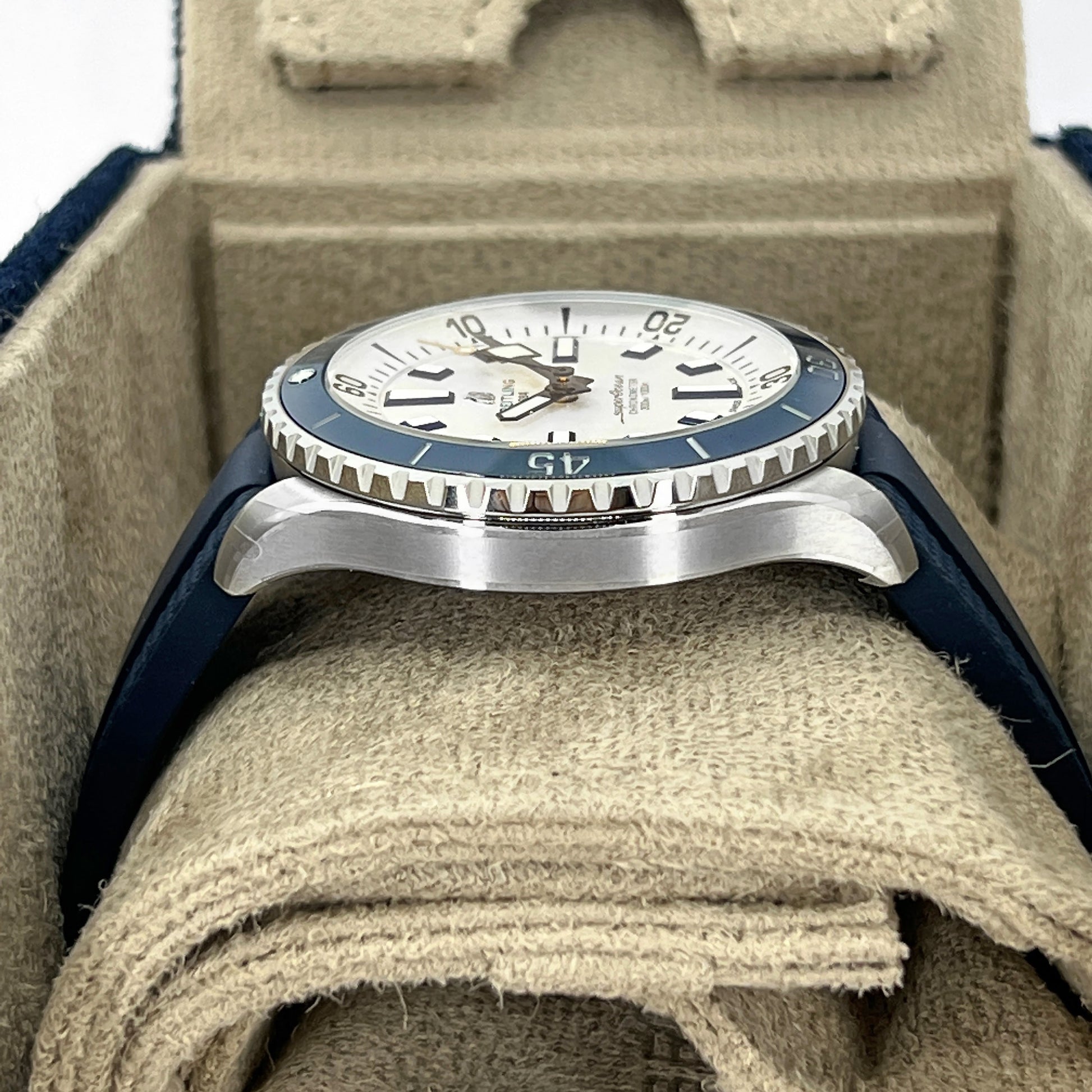 Superocean Automatic 42, Ref# A17375E71G1S1, Box and Papers