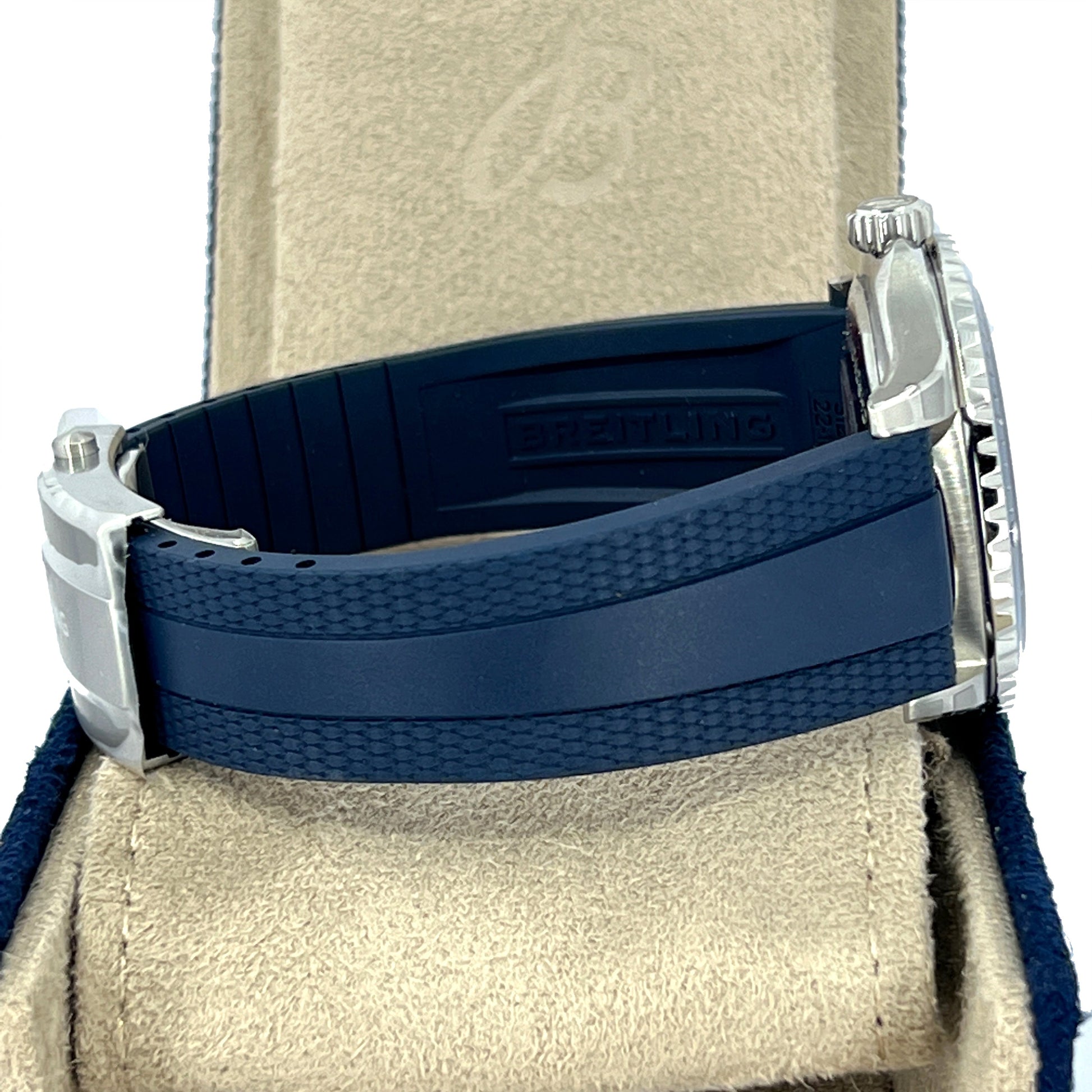 Superocean Automatic 42, Ref# A17375E71G1S1, Box and Papers