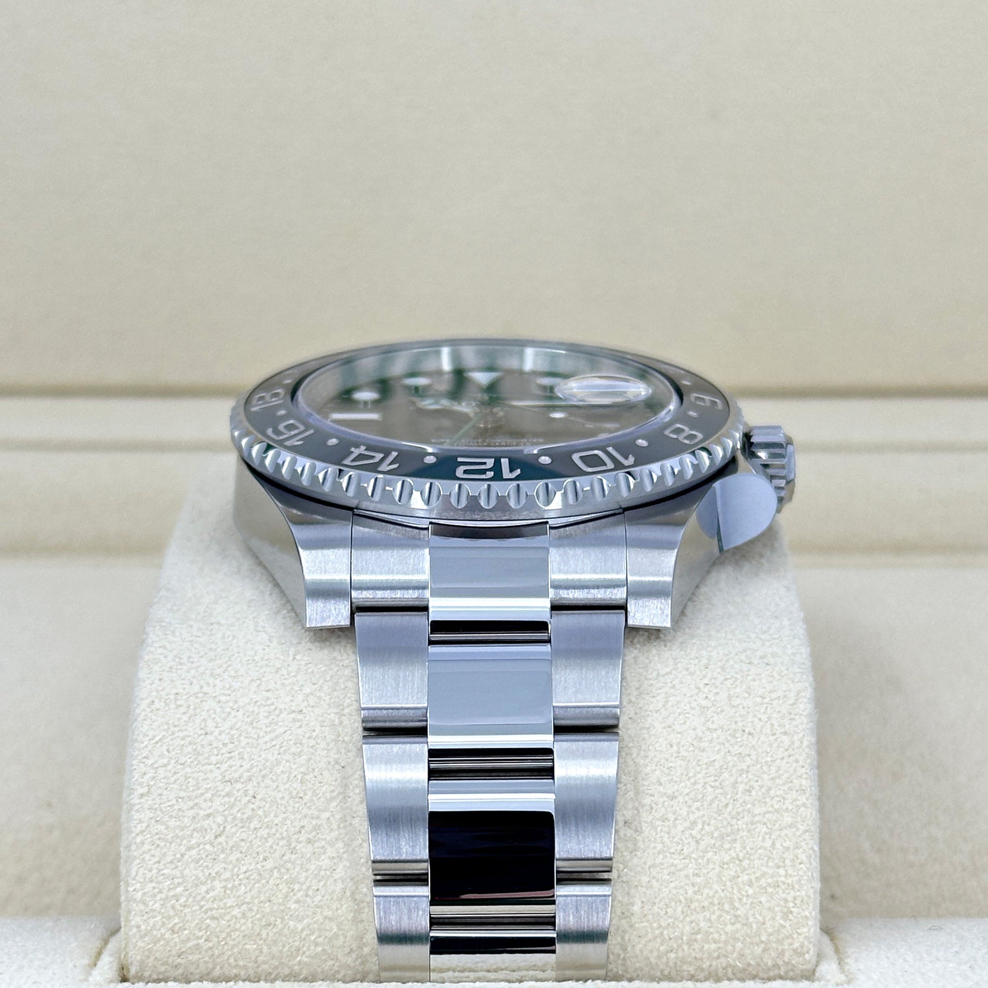 Unworn  Gmt-Master II, Bruce Wayne, Black, Oyster, Ref# 126710Grnr-0004