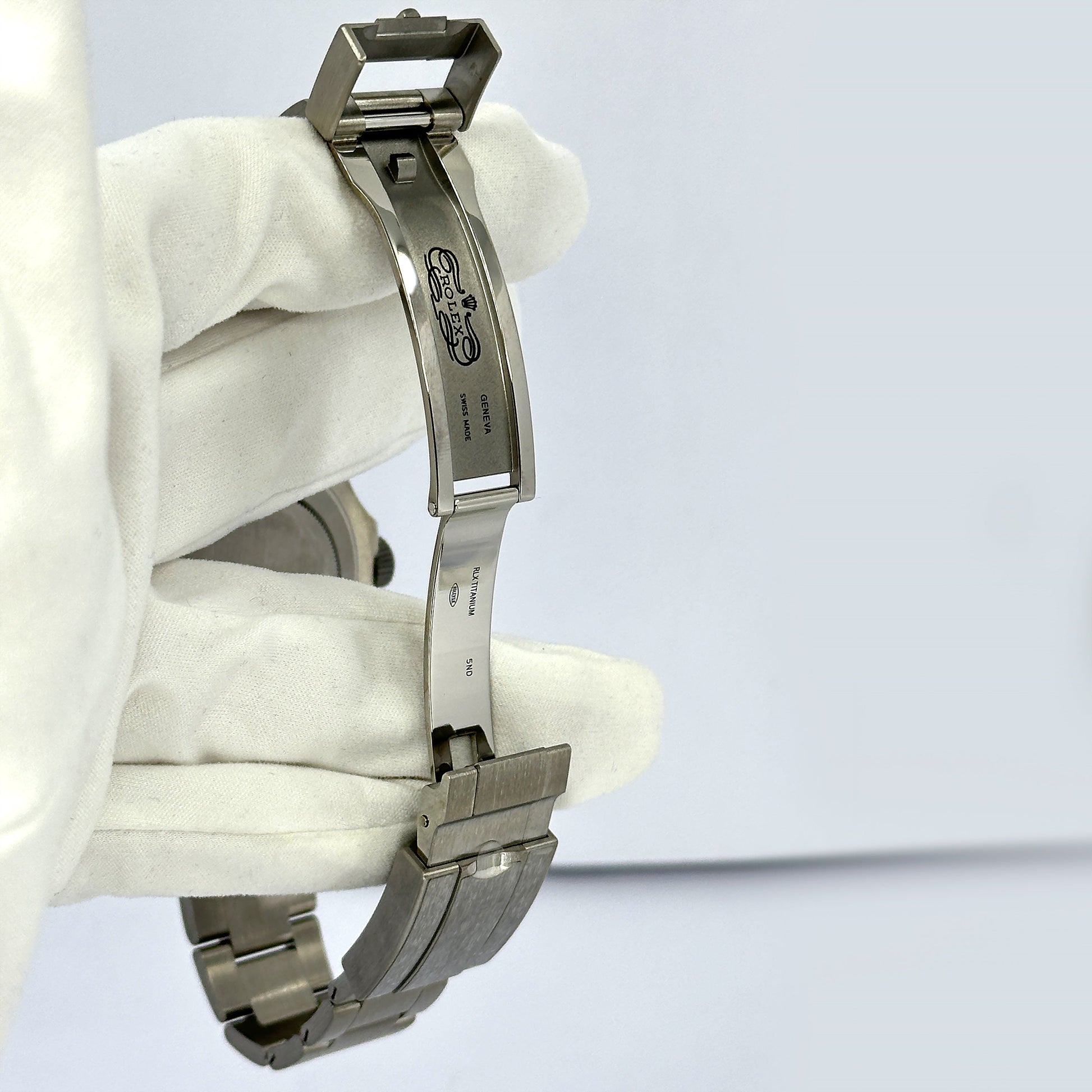 Yacht-Master 42, 42Mm, RLX Titanium, Ref# 226627-0001