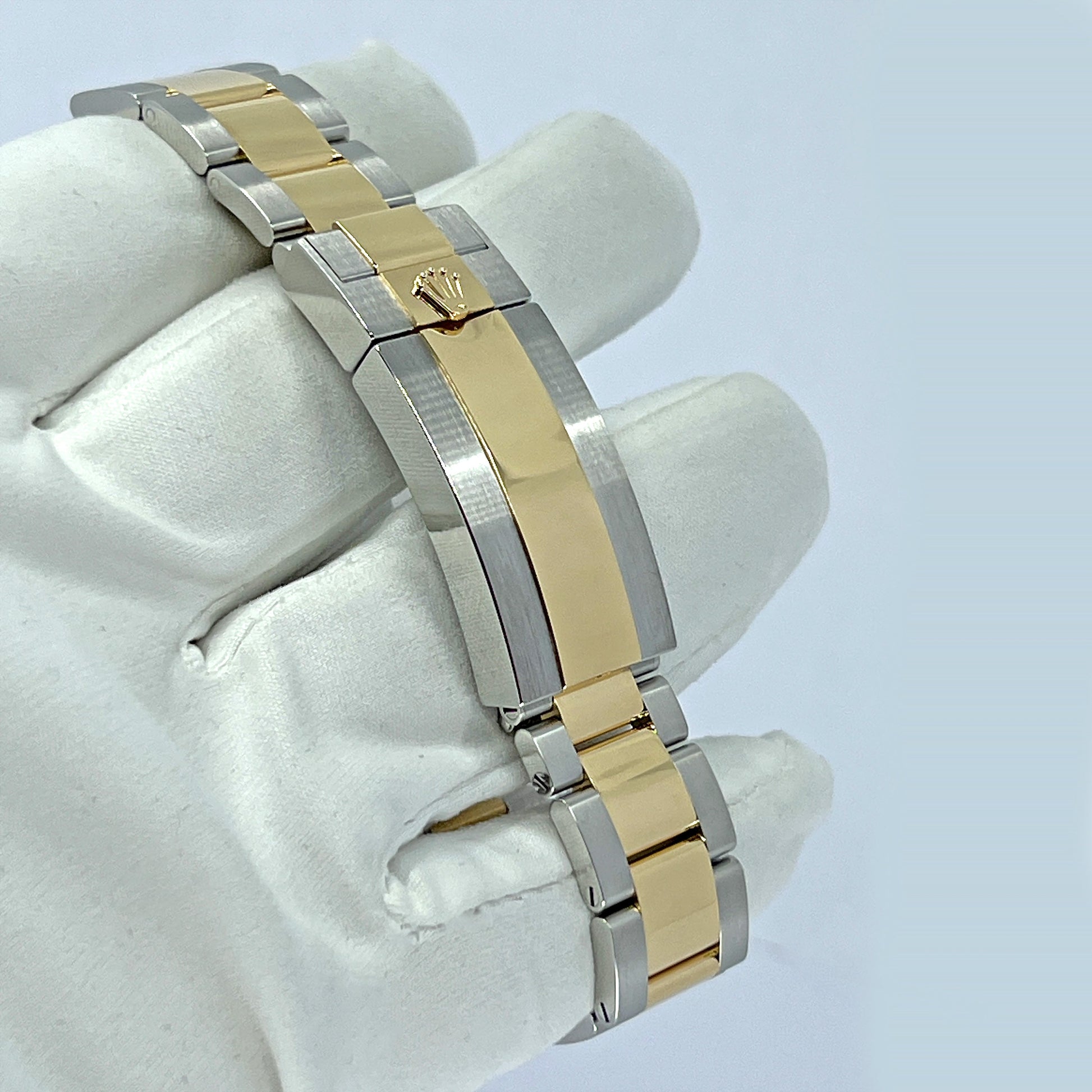 Submariner Date, Stainless Steel and 18K Yellow Gold, 41Mm, Ref# 126613Ln-0002