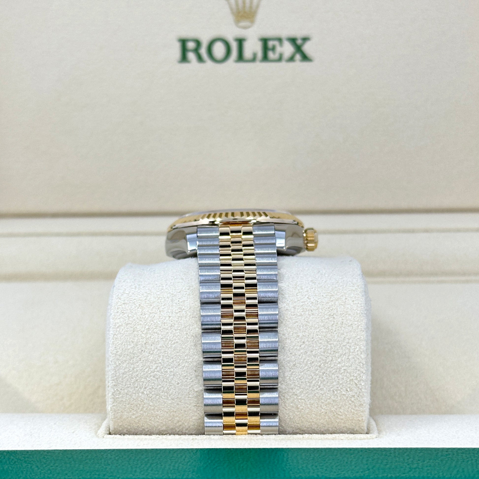 Datejust 31, Oystersteel and 18K Yellow Gold, Ref# 278273-0016