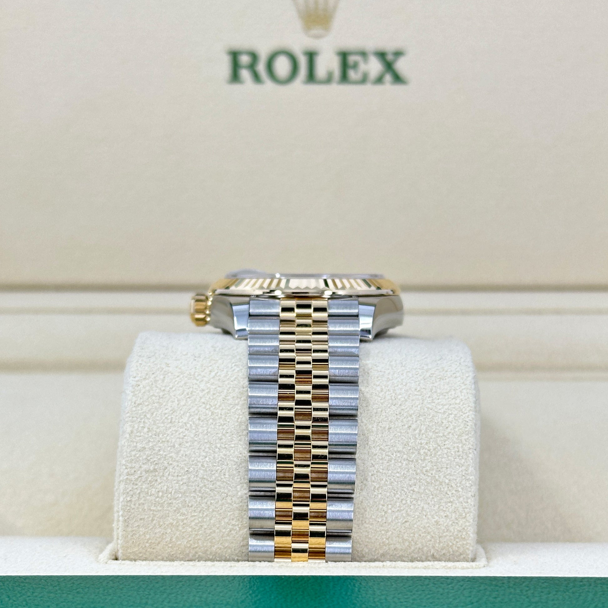 Datejust 31, Oystersteel and 18K Yellow Gold, Ref# 278273-0016
