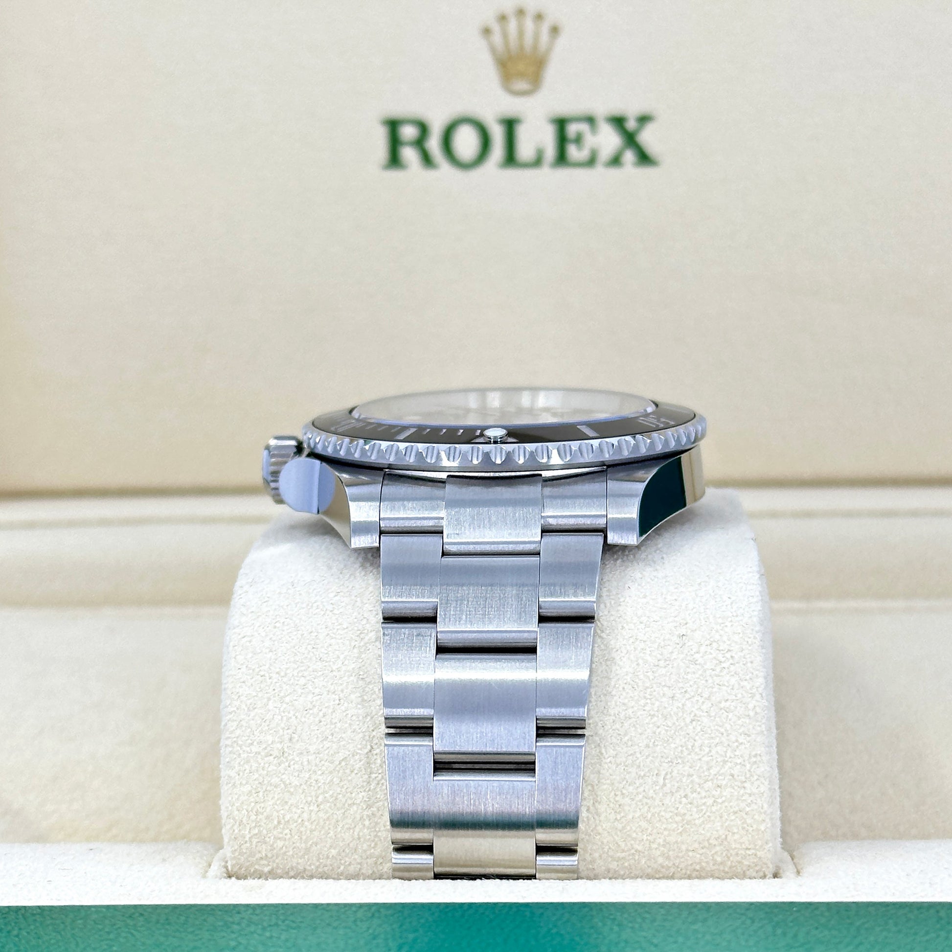 Submariner No Date 41, Stainless Steel, Black Dial, 124060-0001