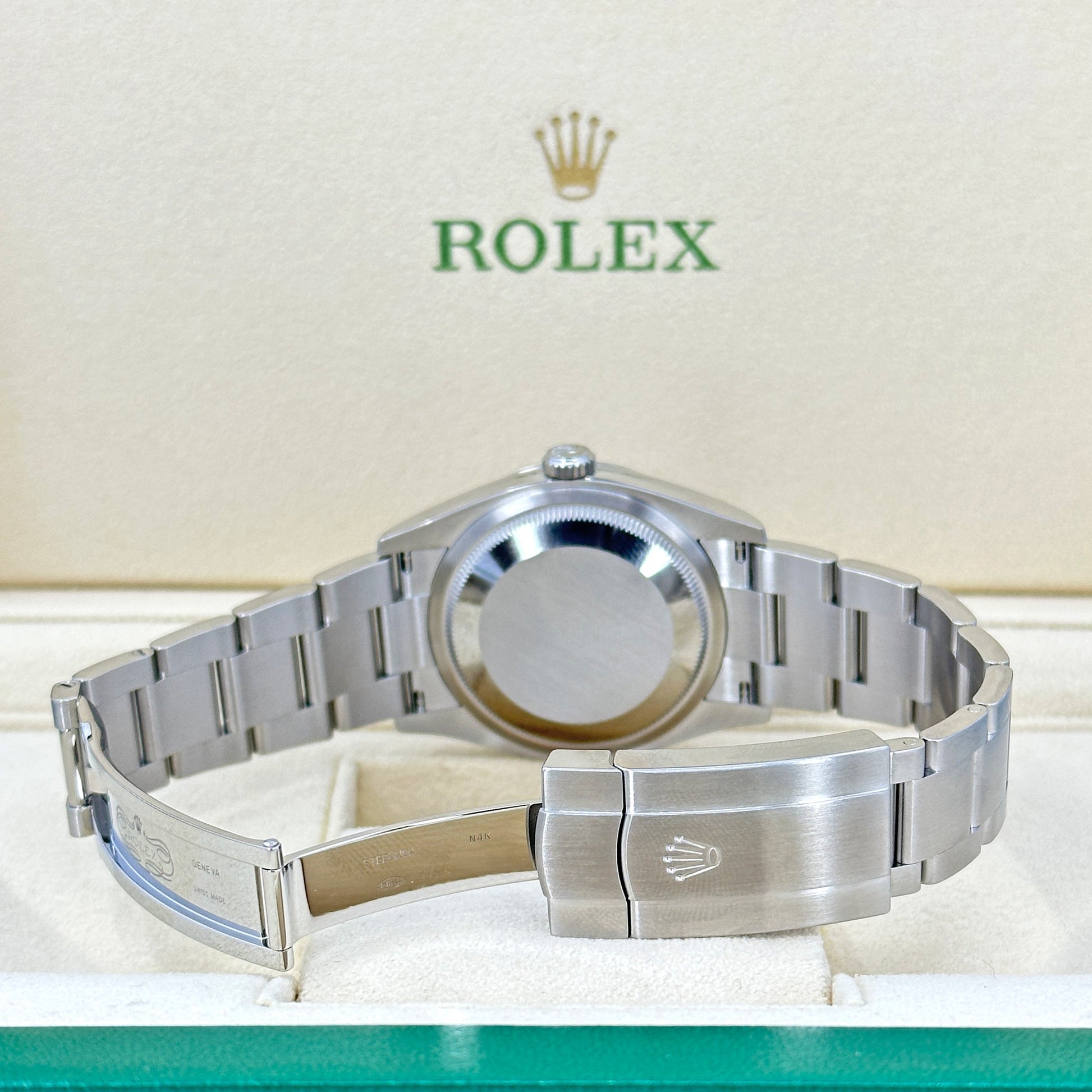 Oyster Perpetual 36 Oystersteel Ref# 126000-0008