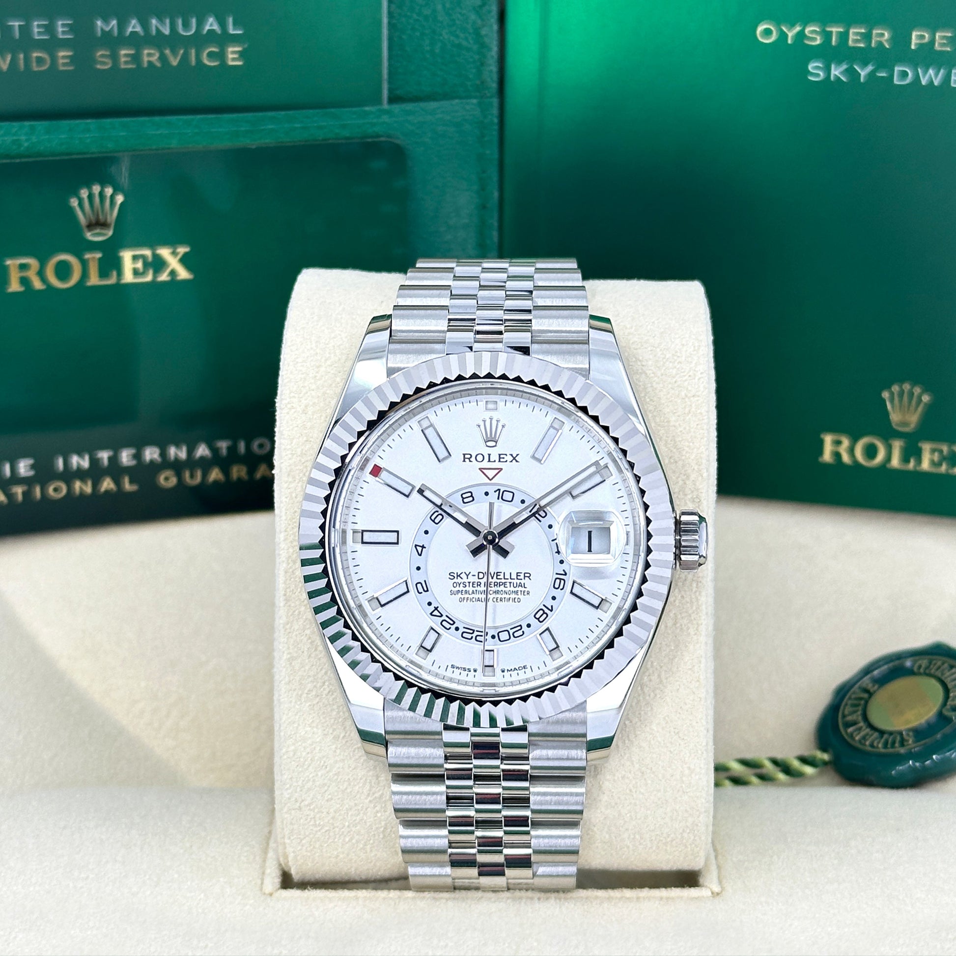 Sky-Dweller, 42Mm, Oystersteel and 18K White Gold, White, Jubilee, Ref# 336934-0004