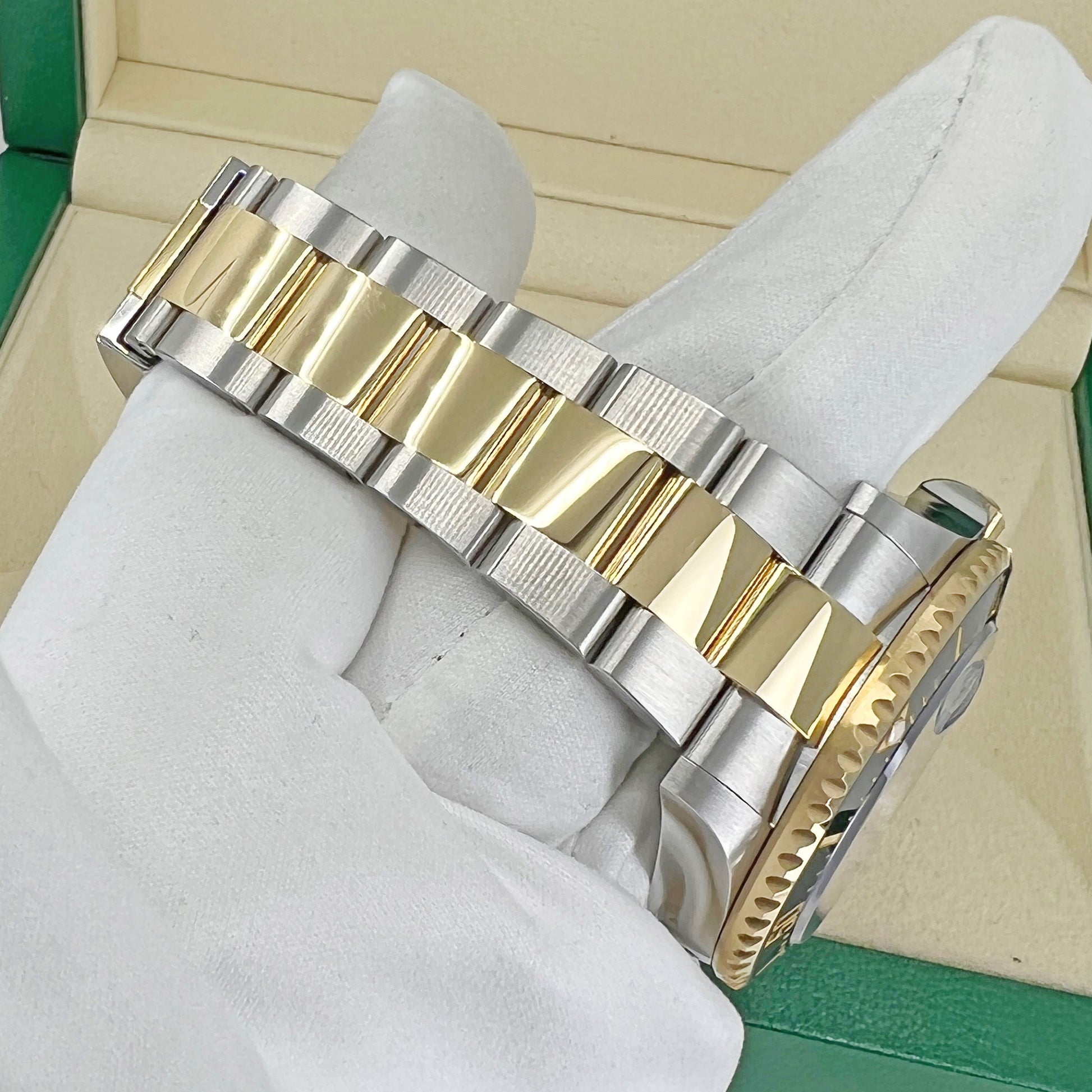 Sea-Dweller, Stainless Steel and 18K Yellow Gold, 43Mm, Ref# 126603-0001