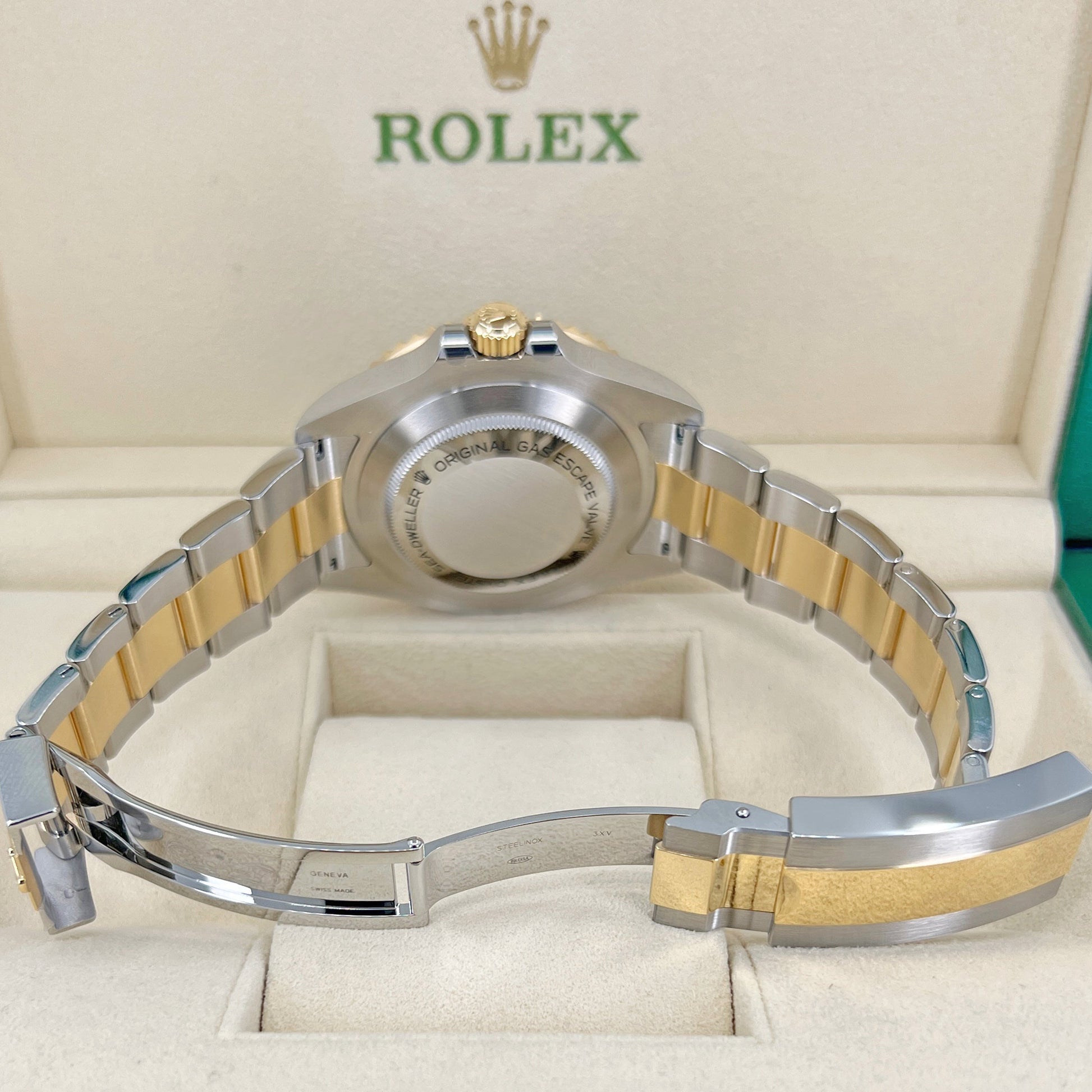 Sea-Dweller, Stainless Steel and 18K Yellow Gold, 43Mm, Ref# 126603-0001