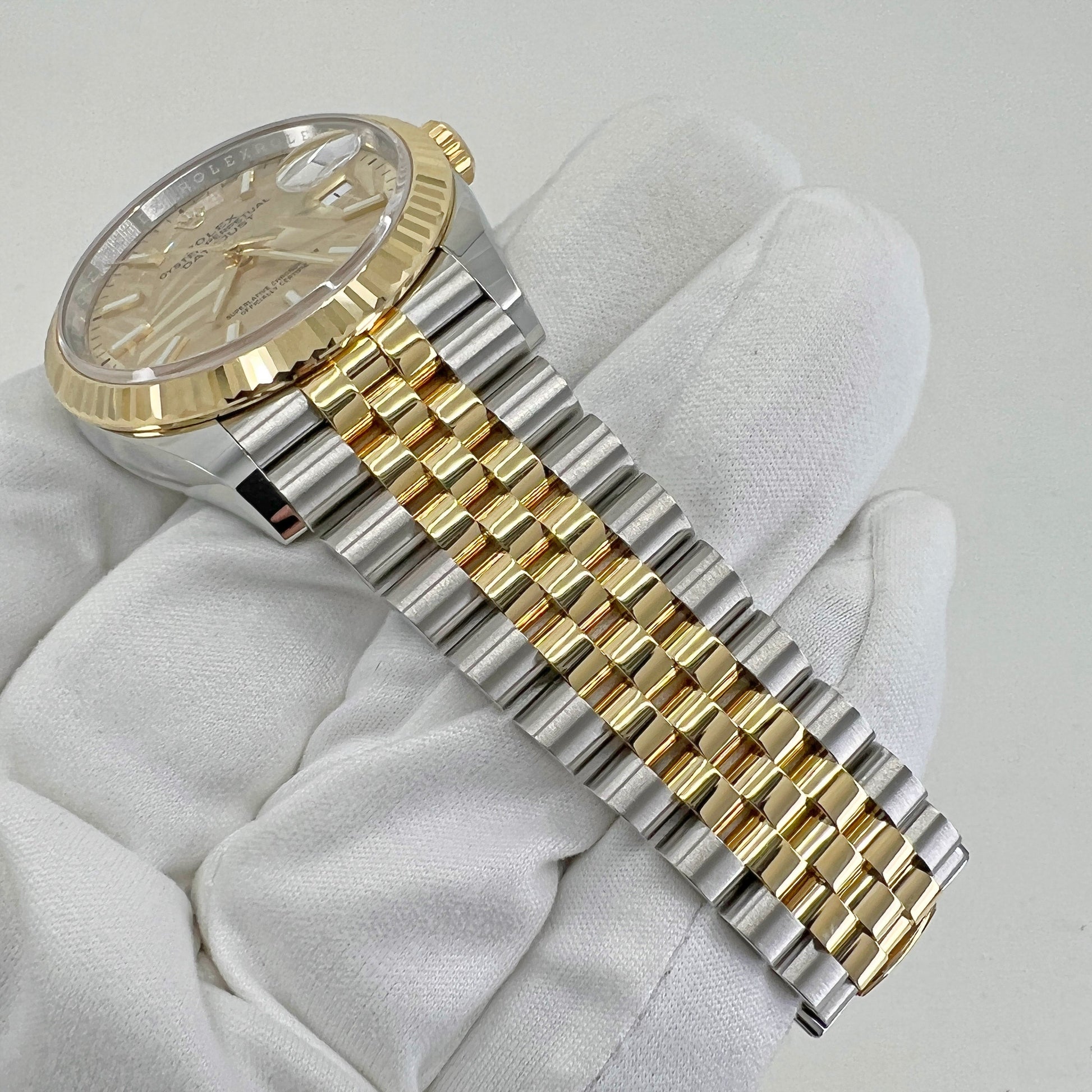 Datejust 36, 18K Yellow Gold and Stainless Steel, 36Mm, Ref# 126233-0037