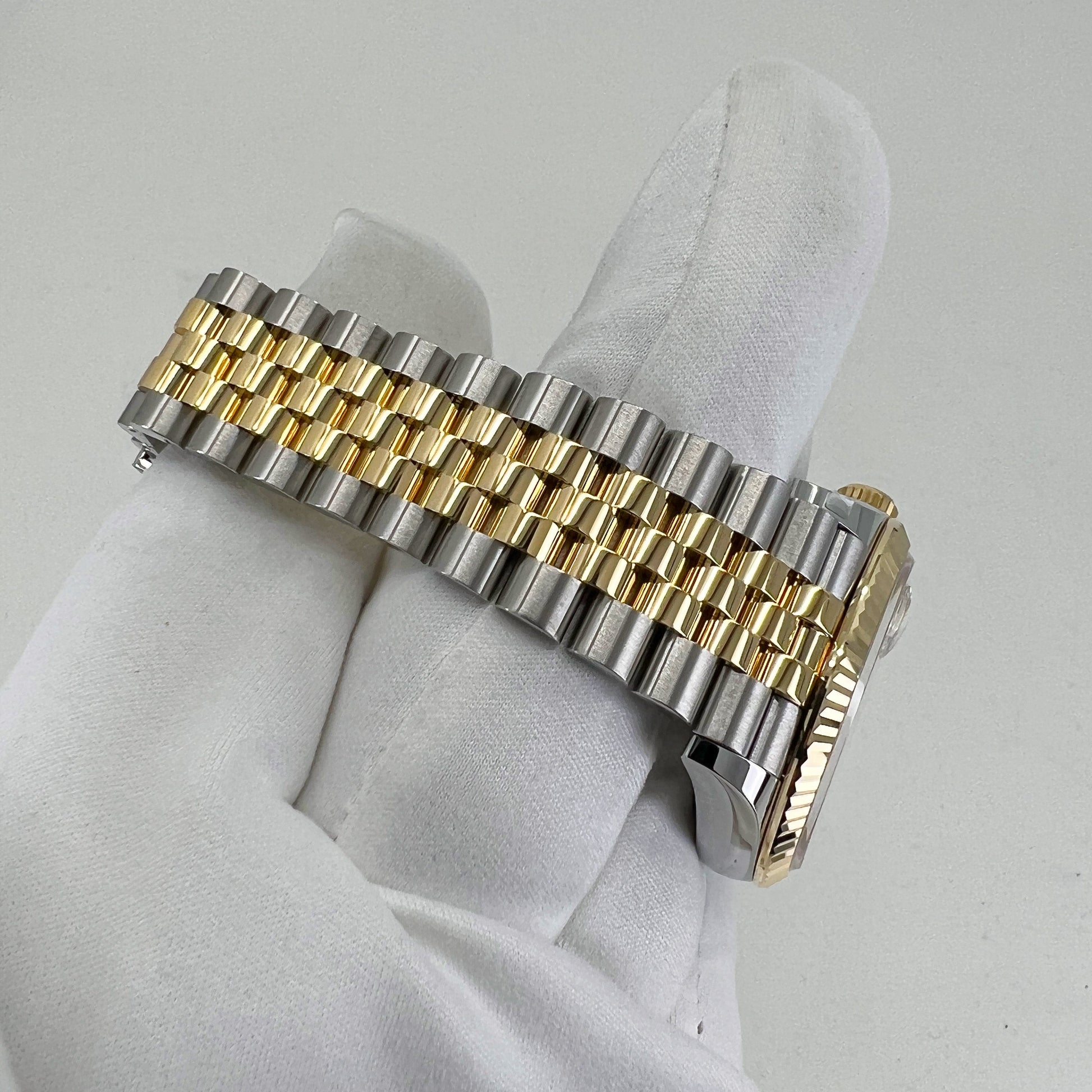 Datejust 36, 18K Yellow Gold and Stainless Steel, 36Mm, Ref# 126233-0037