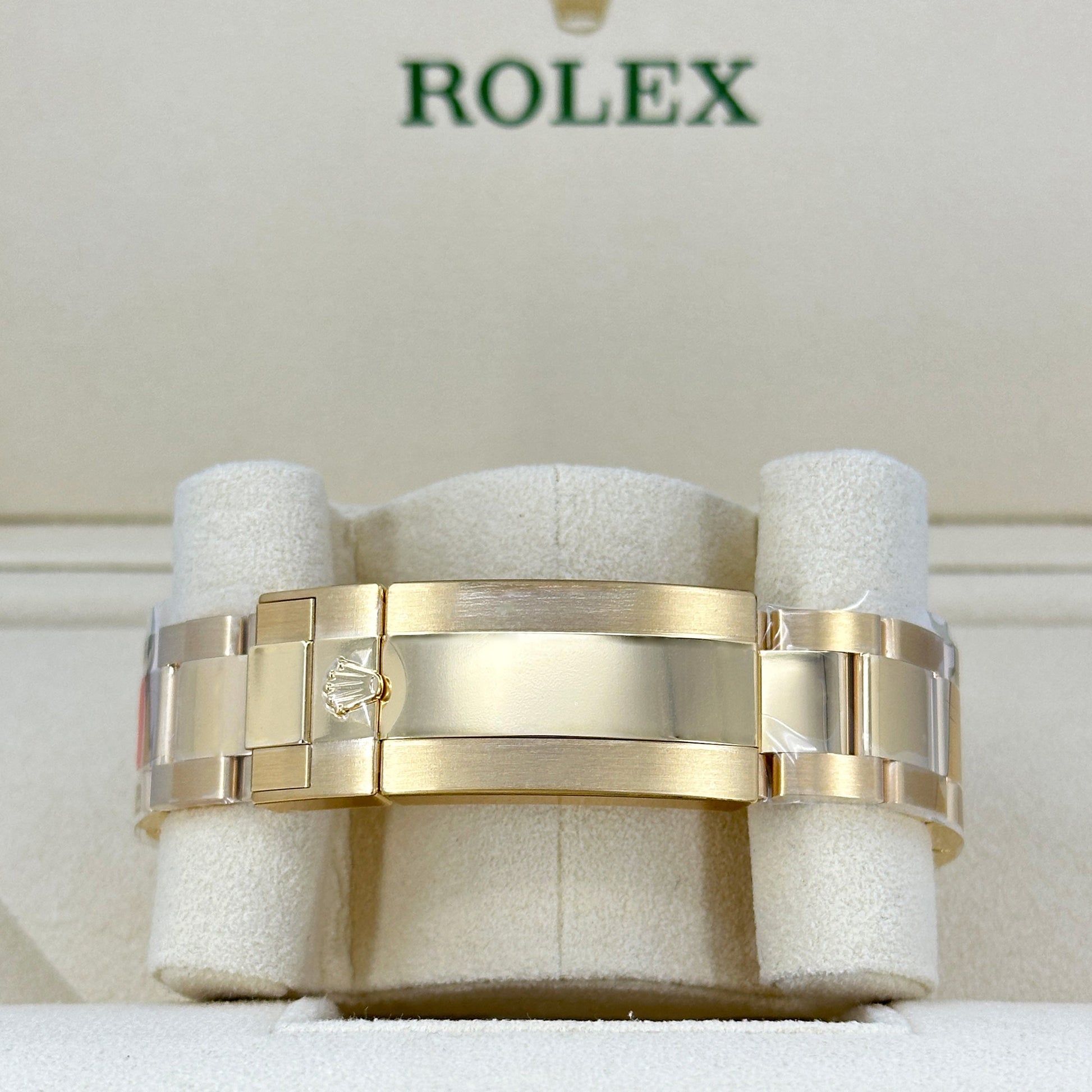 New 2025 Model  Deepsea Ref# 136668Lb-0001