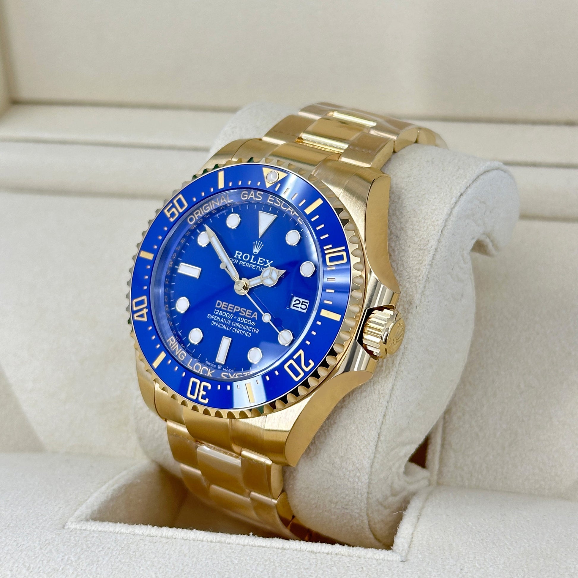 New 2025 Model  Deepsea Ref# 136668Lb-0001