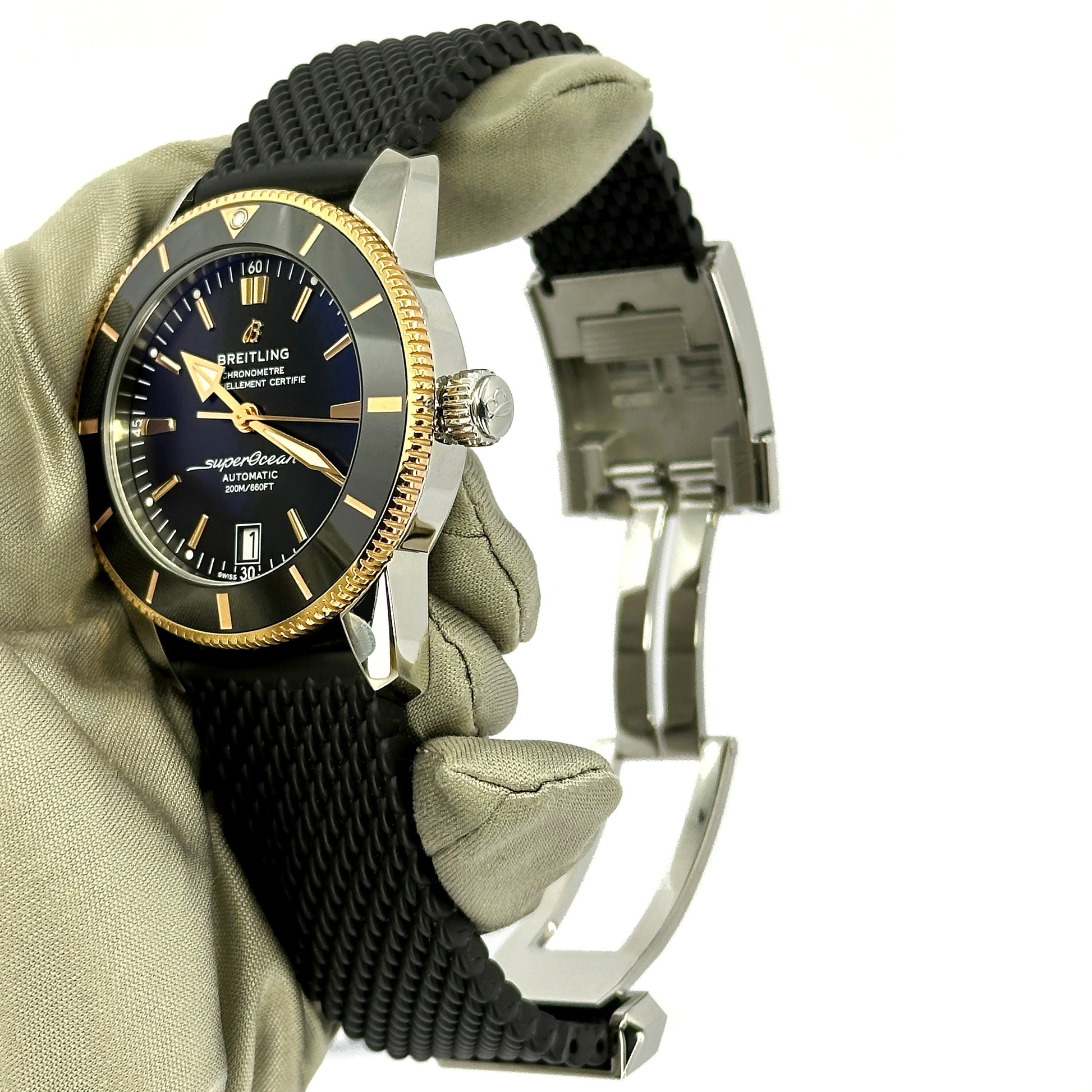 Superocean Heritage B20 Automatic 42, Ref# UB2010121B1S1, Box and Papers