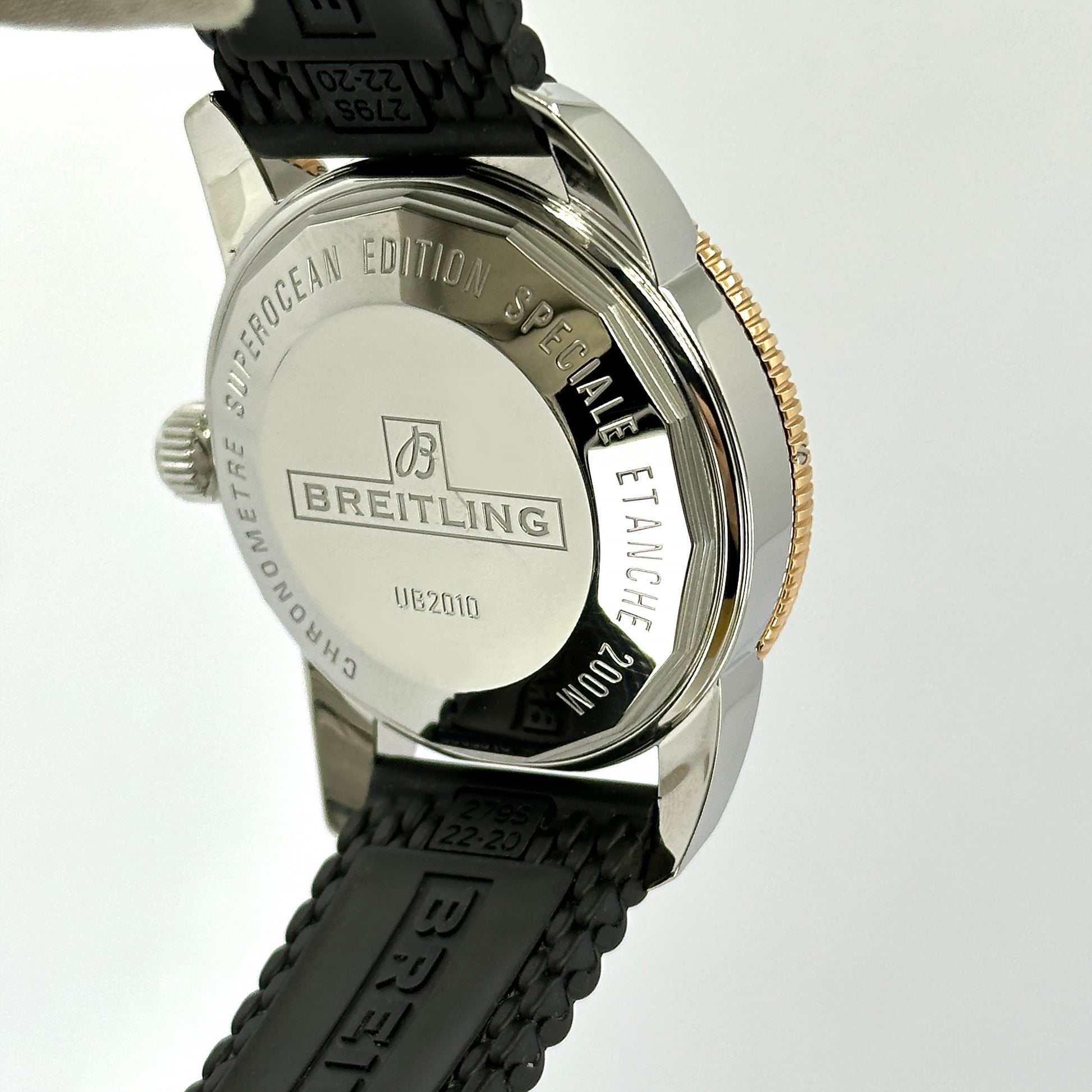 Superocean Heritage B20 Automatic 42, Ref# UB2010121B1S1, Box and Papers