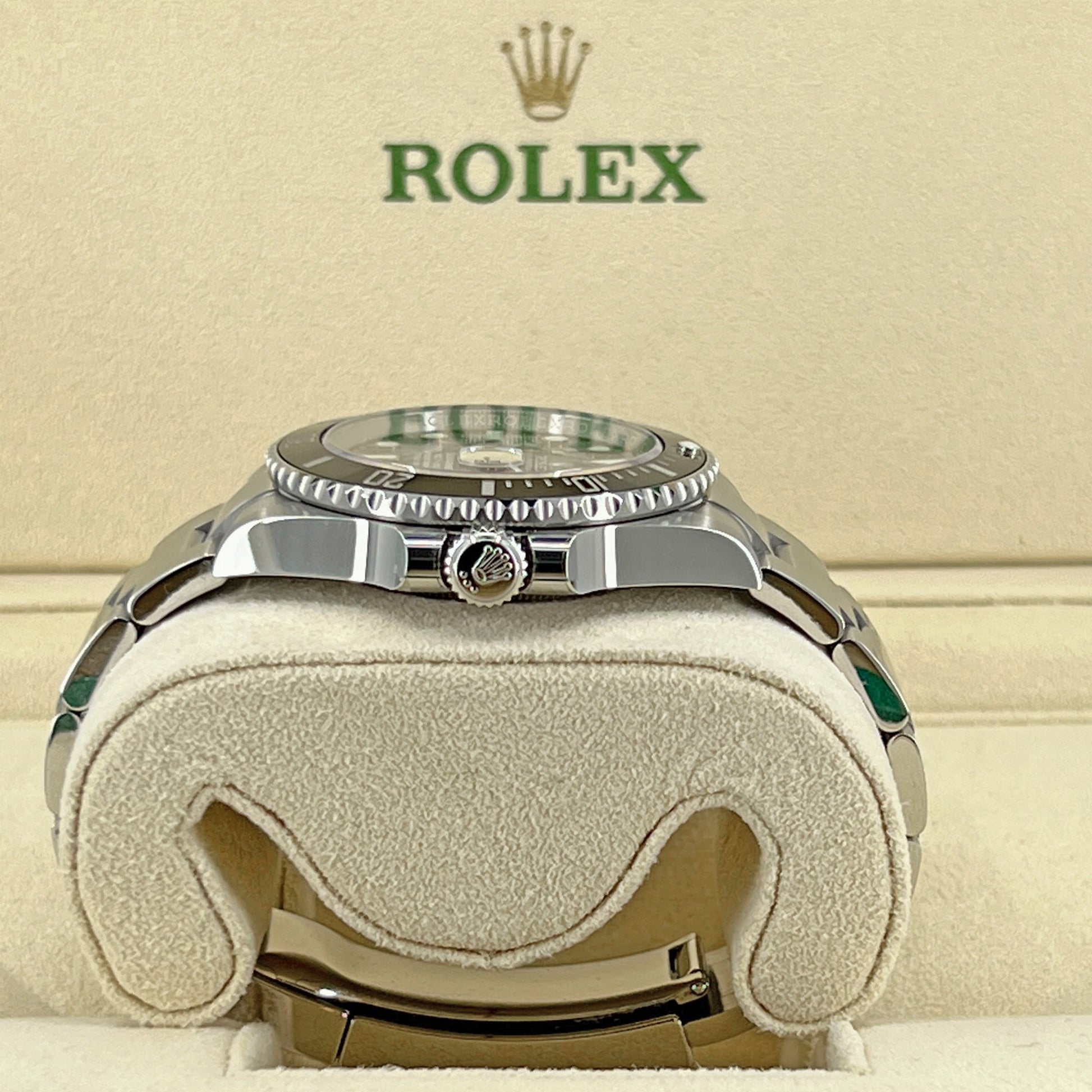 Submariner Date Oystersteel Ref# 126610LN-0001