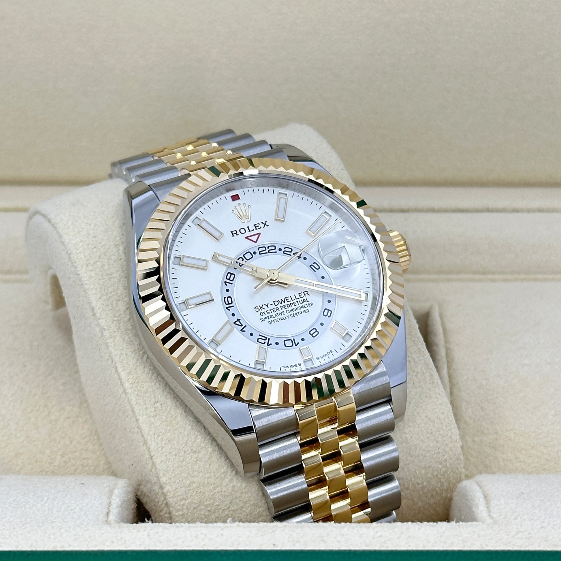 Sky-Dweller, 42Mm, Oystersteel and 18K Yellow Gold, Ref# 336933-0006