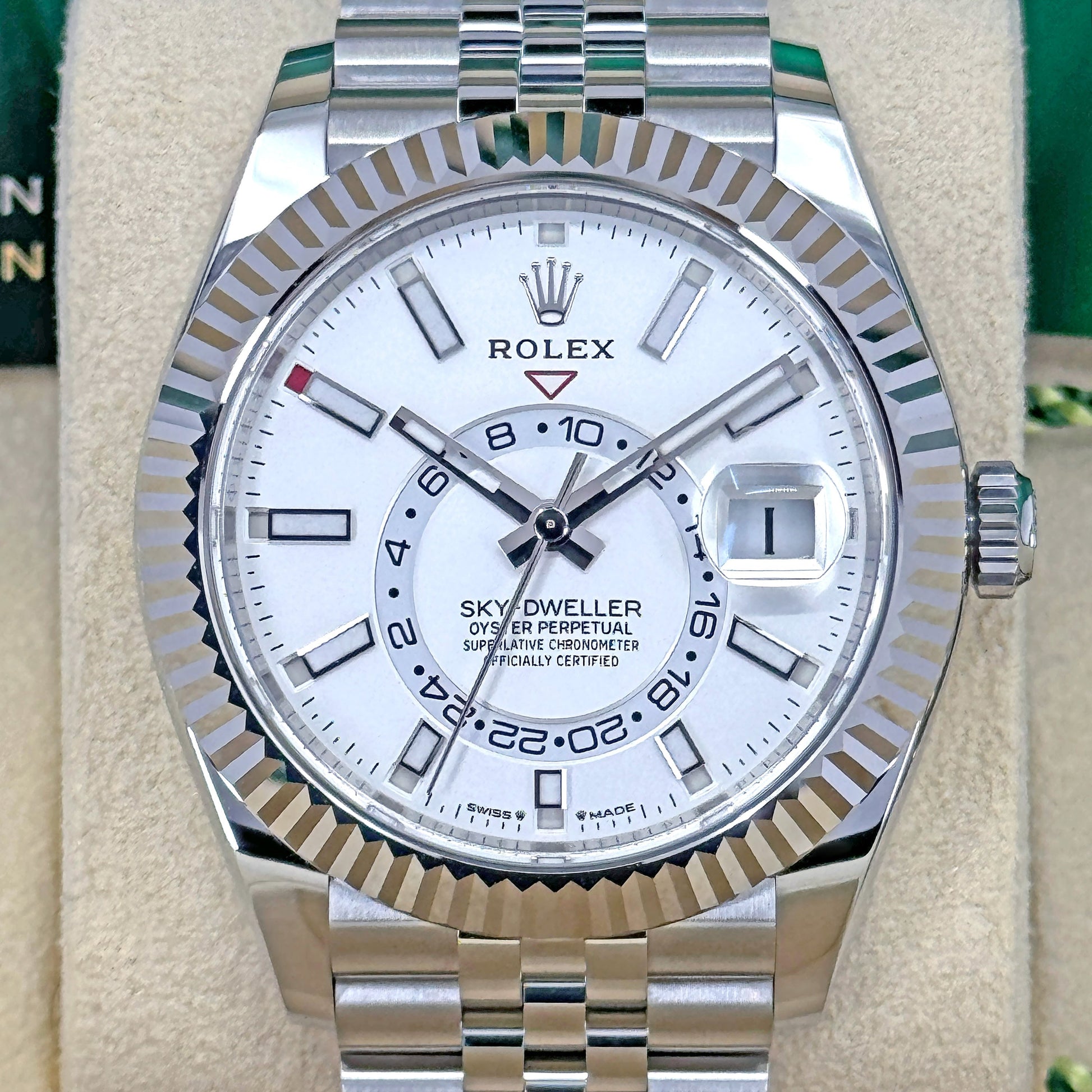 Sky-Dweller, 42Mm, Oystersteel and 18K White Gold, White, Jubilee, Ref# 336934-0004