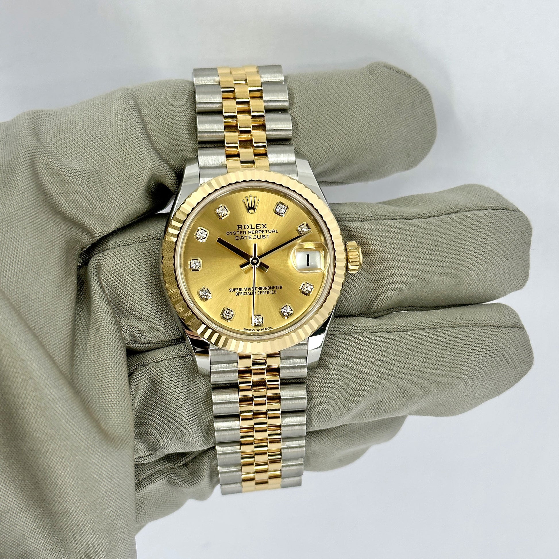 Datejust 31, Oystersteel and 18K Yellow Gold, Ref# 278273-0026