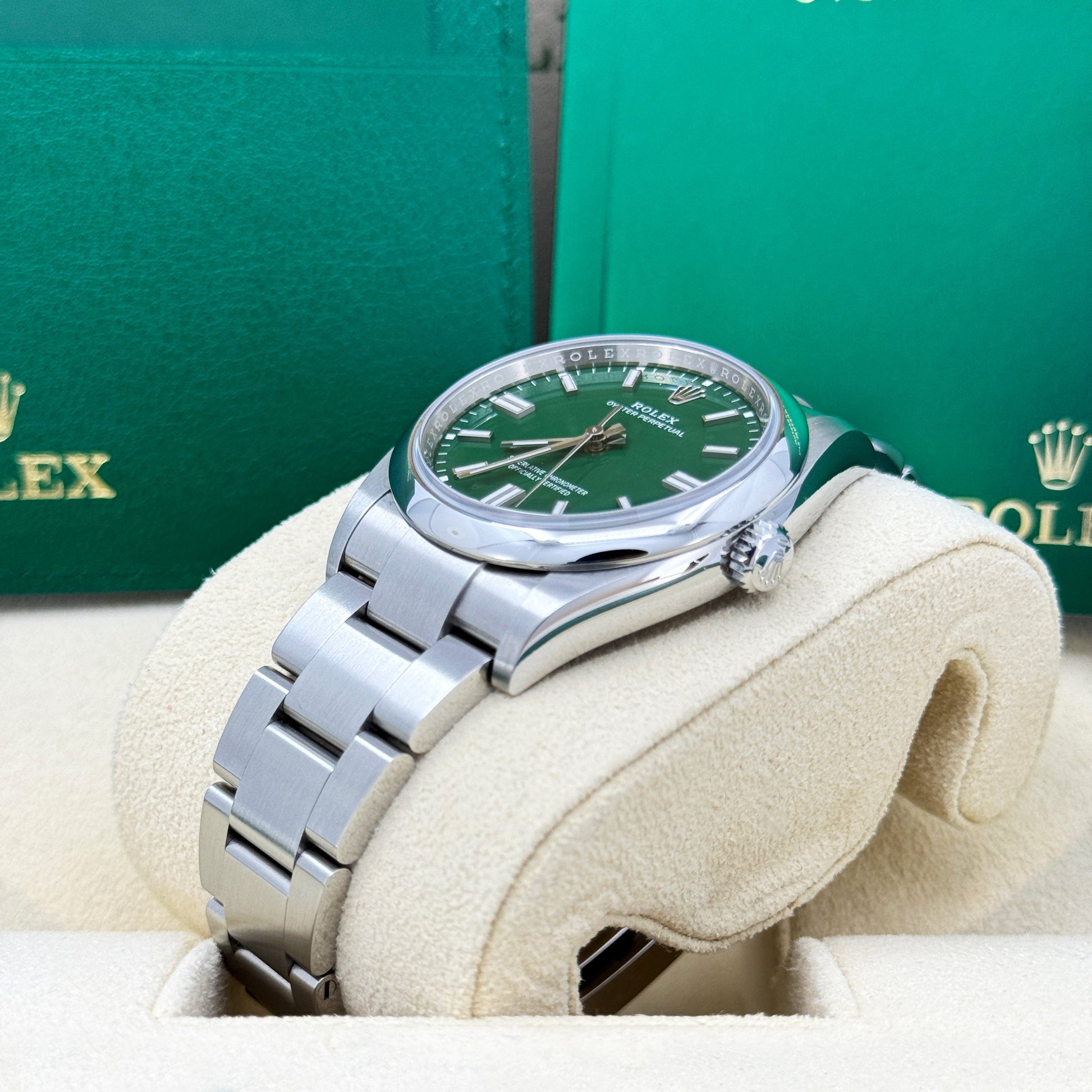 Oyster Perpetual 36 Oystersteel Ref# 126000-0005