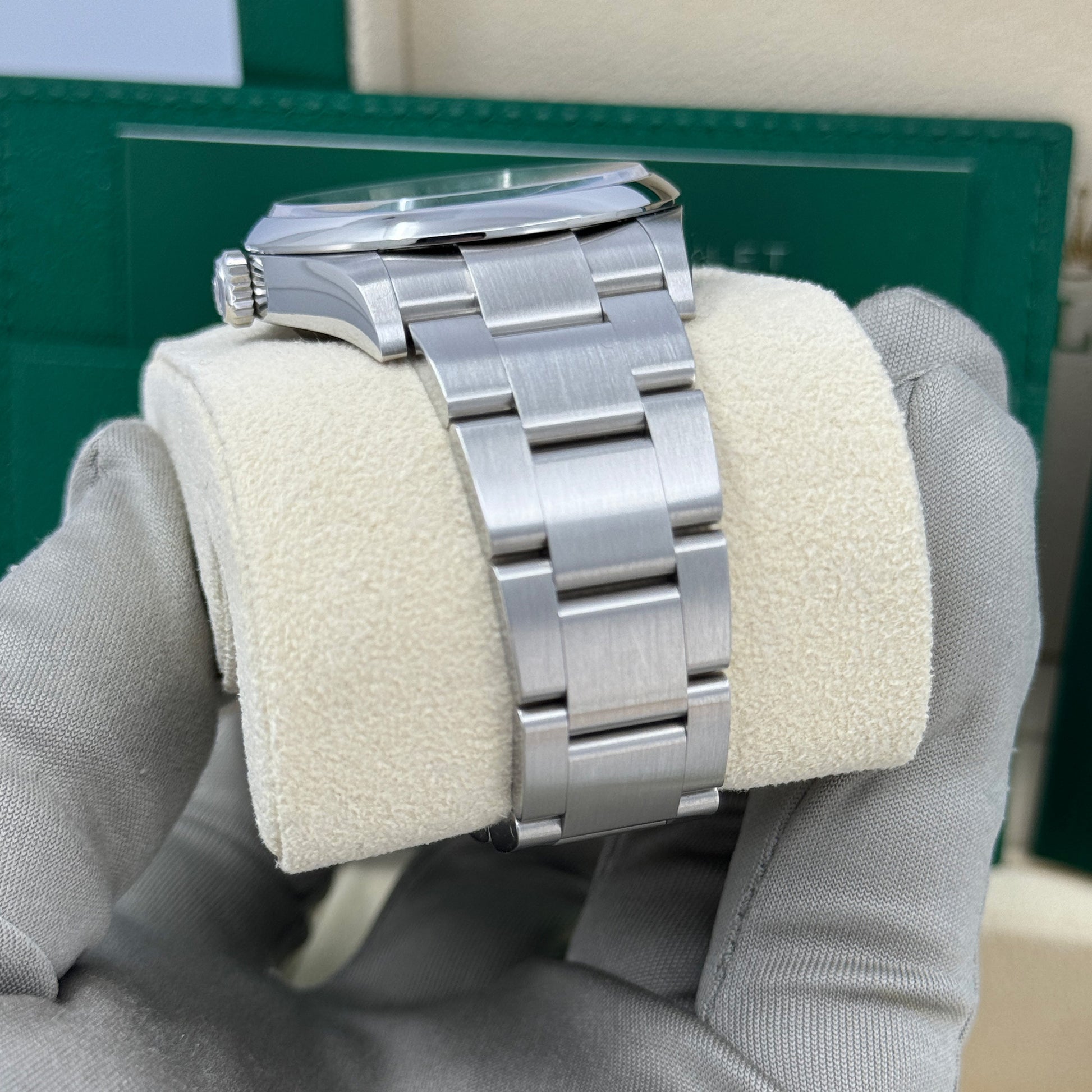 Oyster Perpetual 36 Oystersteel Ref# 126000-0005