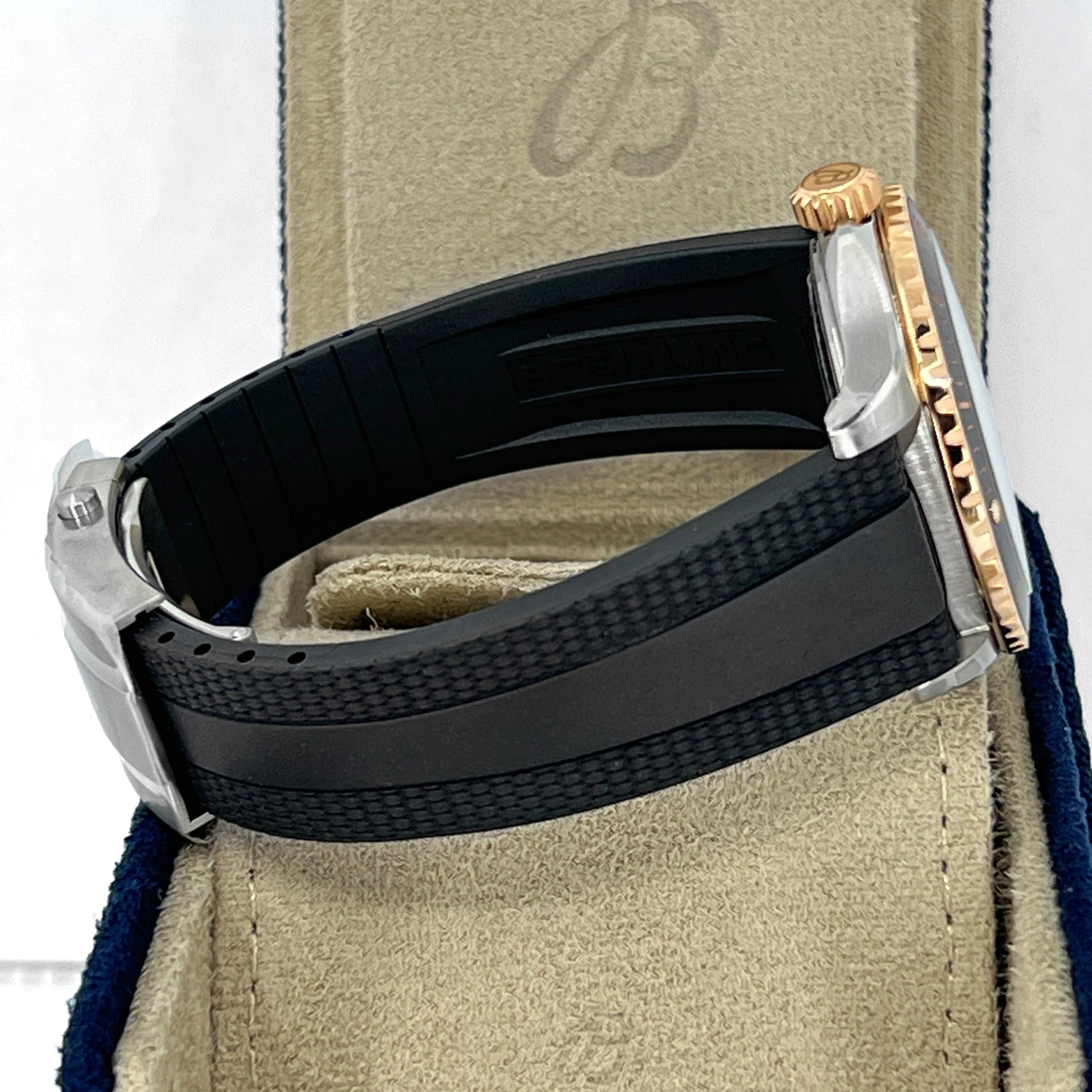 Superocean Automatic 42, Stainless Steel and 18K Red Gold, 42Mm, Ref# U17375211B1S1