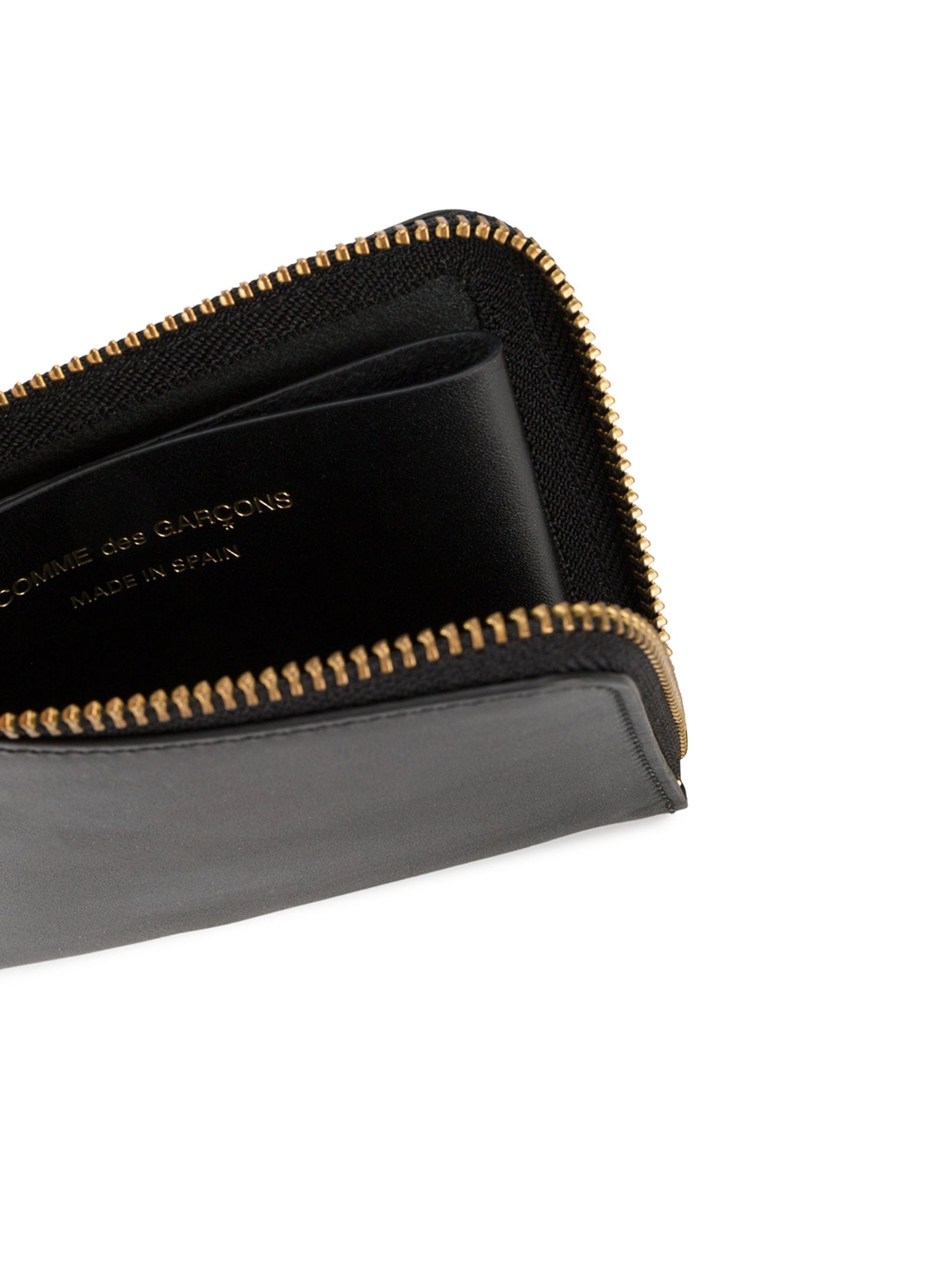 CLASSIC LEATHER LINE