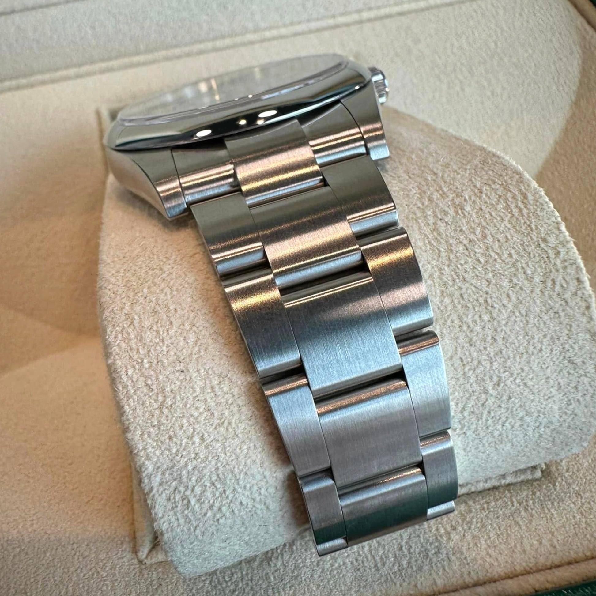 Oyster Perpetual 41, Oystersteel, 41Mm, Turquoise Celebration Motif Dial, Ref# 124300-0008