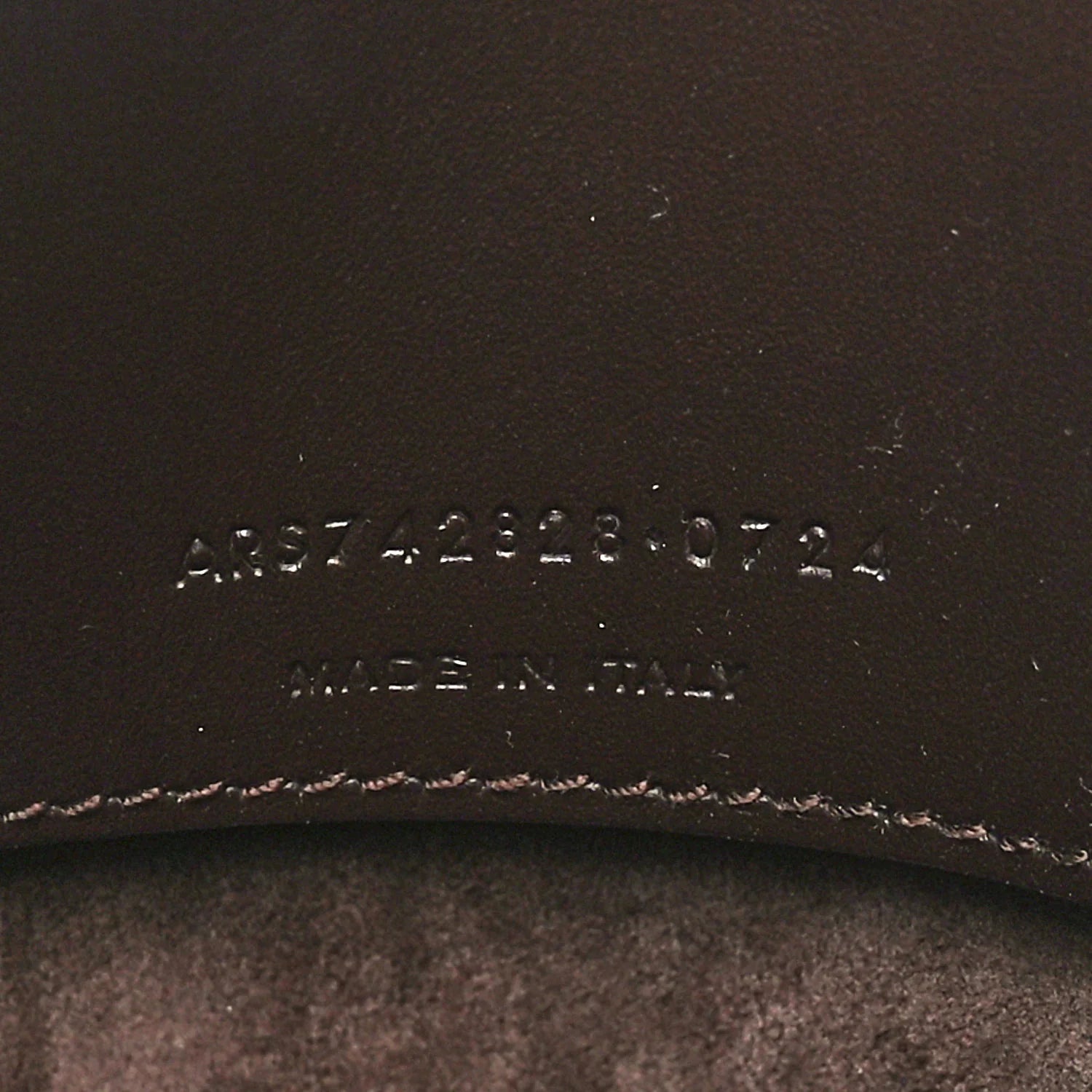 Shiny Calfskin Le 37 Bucket Bag Arabica