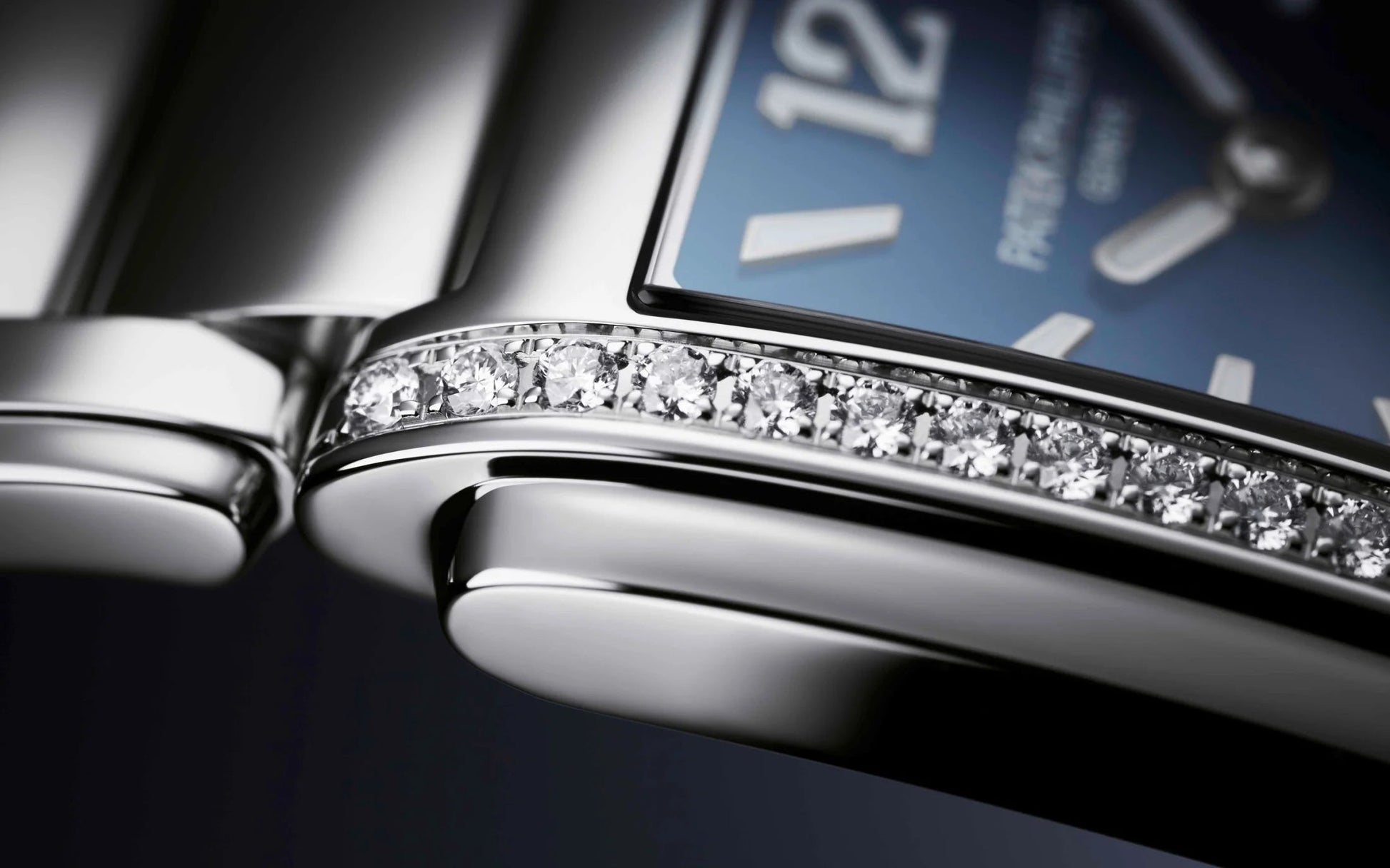 Twenty~4 Quartz Ladies Watch, Stainless Steel with 36 Diamond (~0.42 Ct), 25.1 X 30 Mm, Ref# 4910/1200A-001