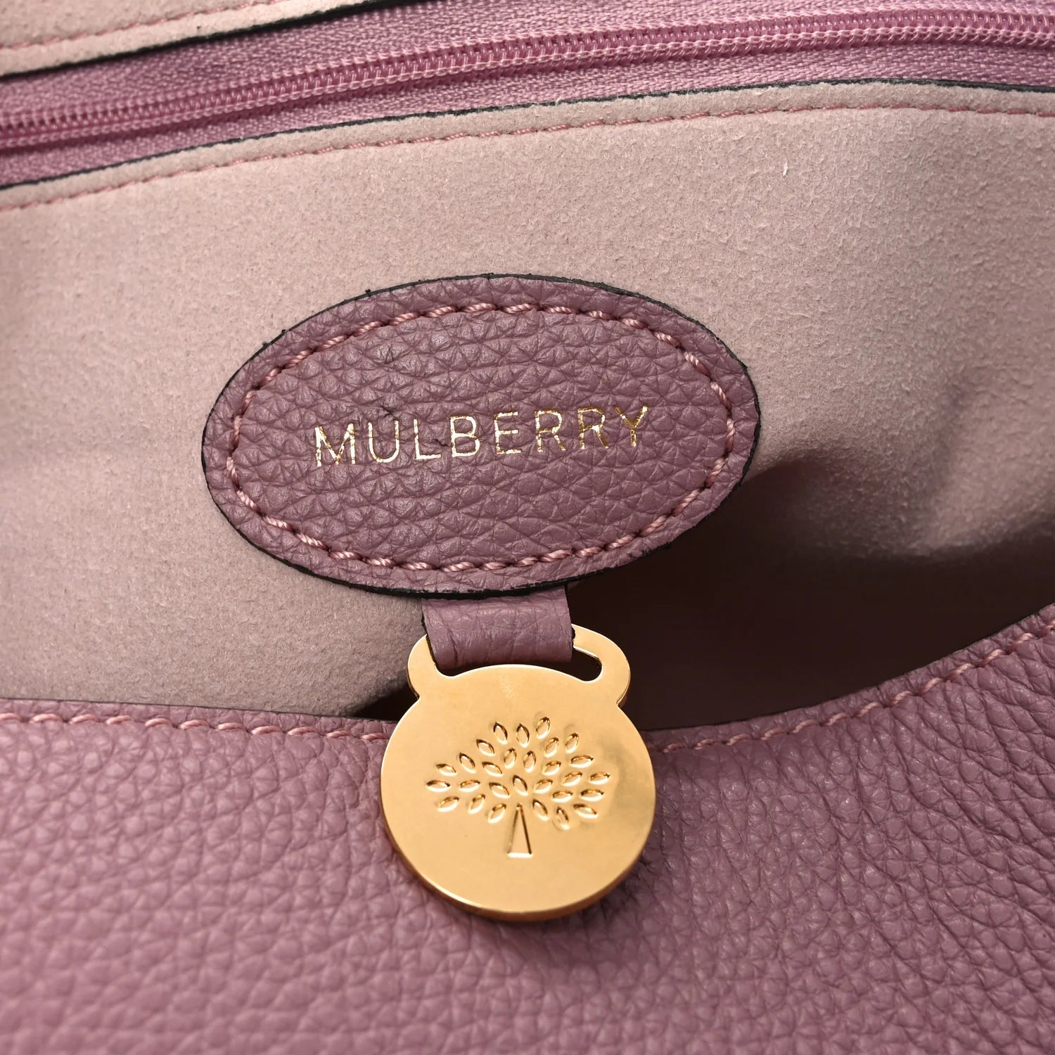 Small Classic Grain Calfskin Medium Lily Flap Mocha Rose