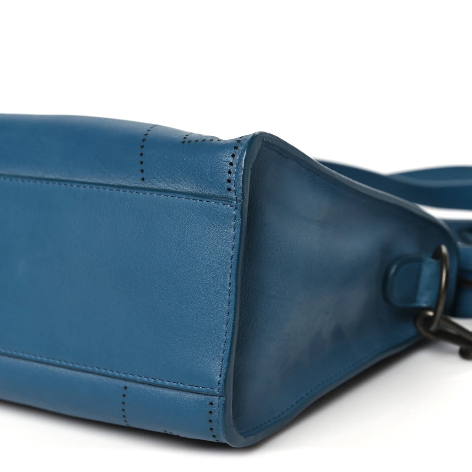 Veau Soyeux Perforated Blackout Hardware S City Bleu Canard