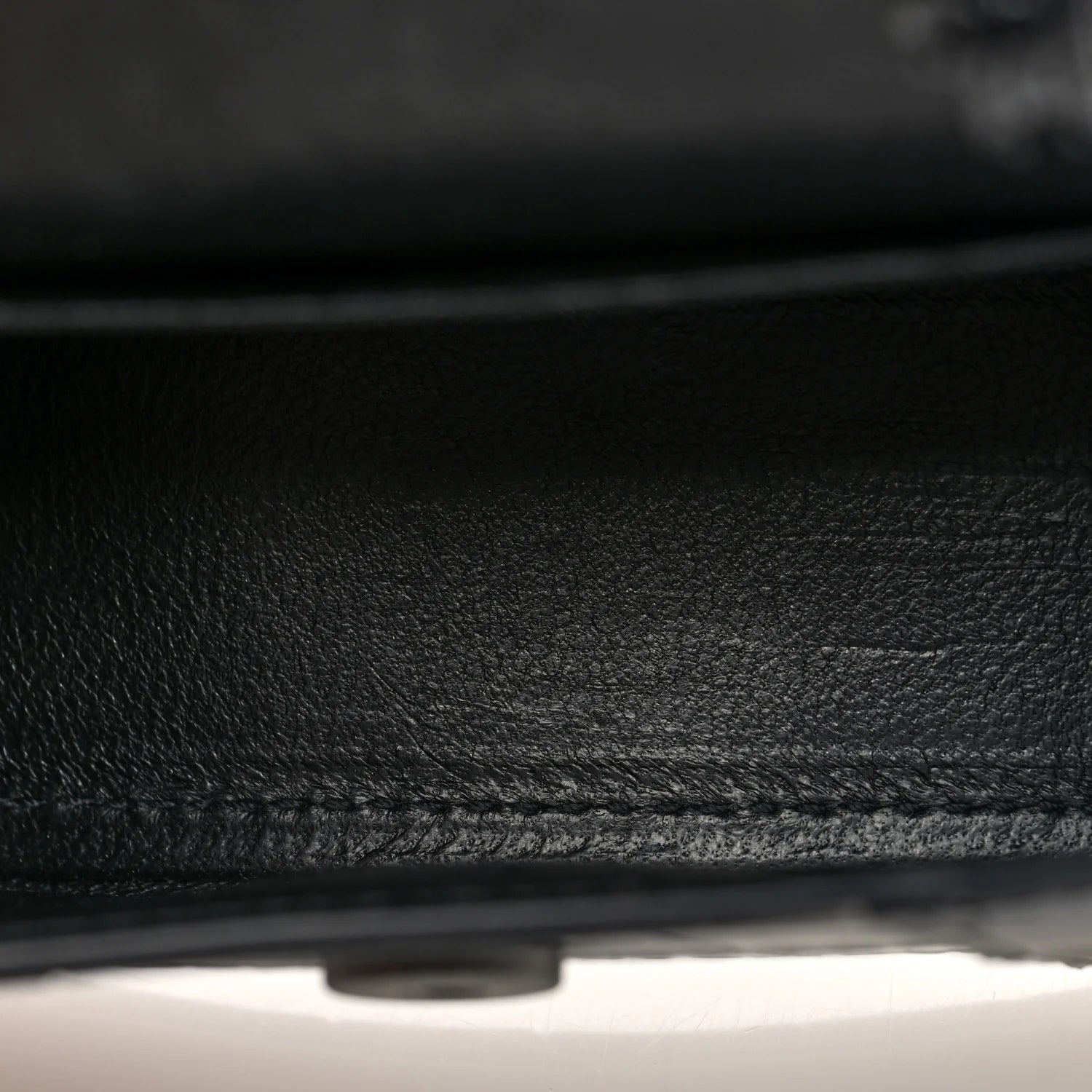 Shiny Calfskin Monochrome Crocodile Embossed Hourglass Top Handle Bag Mini Black