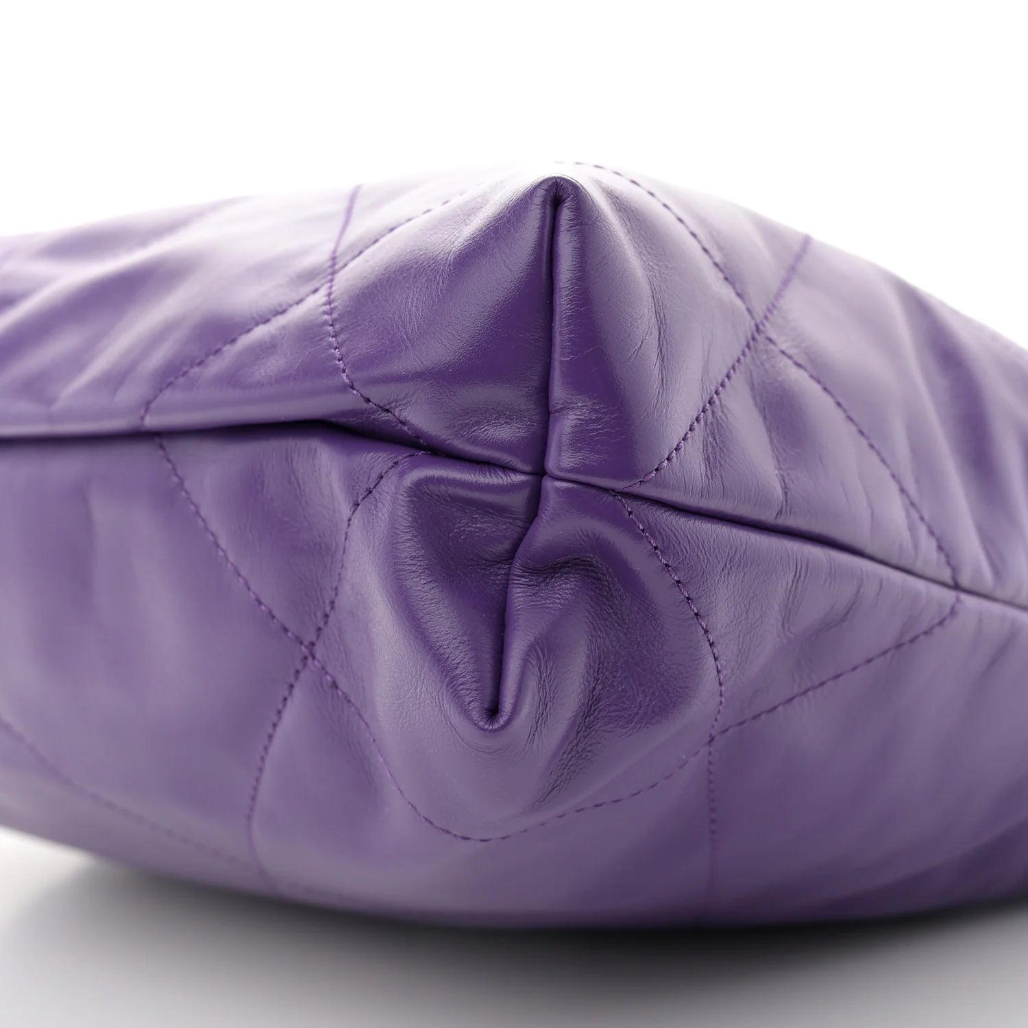 Shiny Calfskin Quilted Rainbow Small  22 Purple