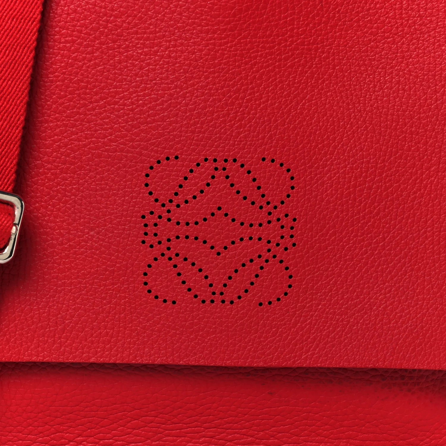 Soft Grained Calfskin Anagram Messenger Bag Red