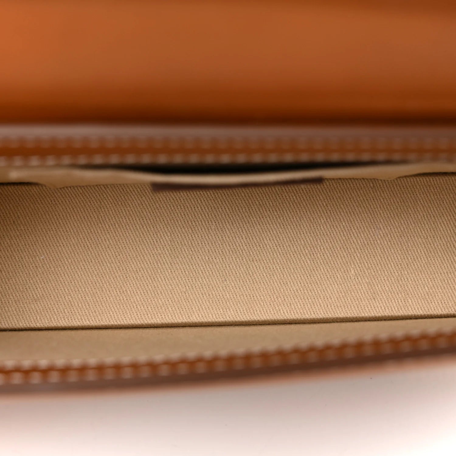 Smooth Calfskin Le Chiquito Boucle Long Light Brown