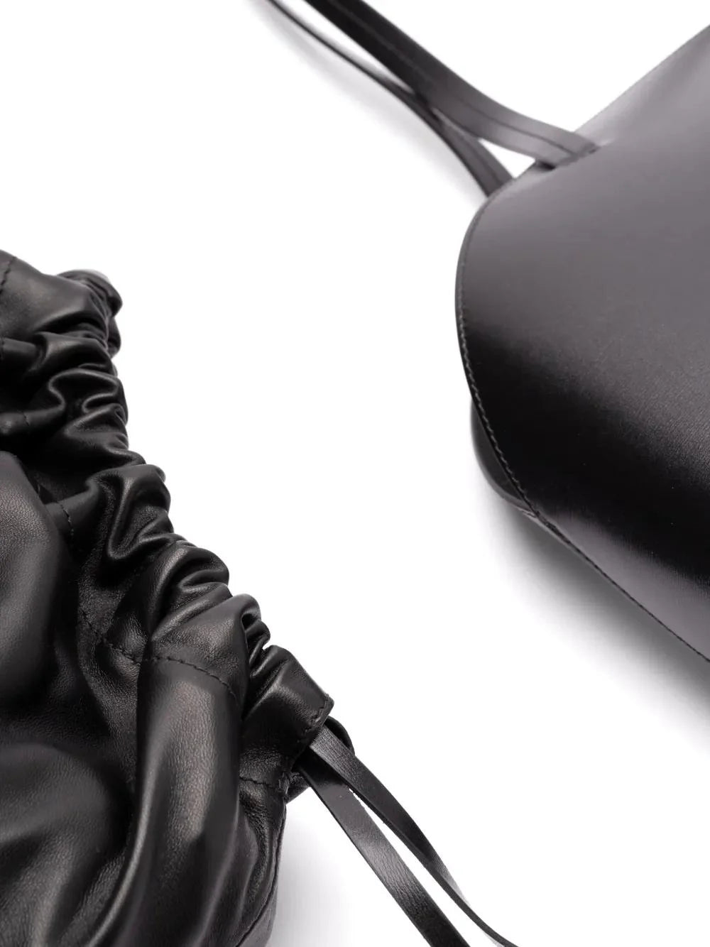 CURVE MEDIUM LEATHER SHOULDER BAG