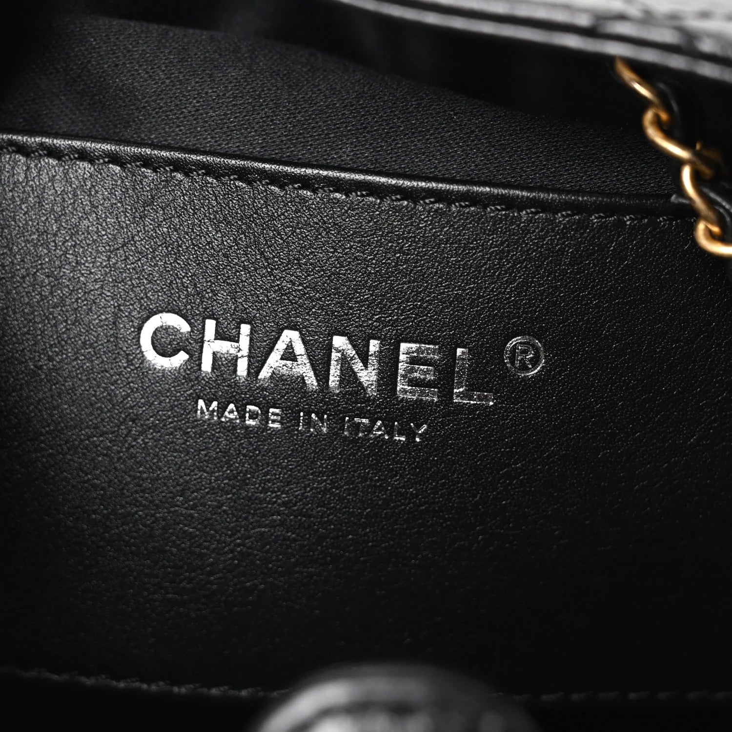 Shiny Crumpled Calfskin Quilted Medium  25 Handbag Black