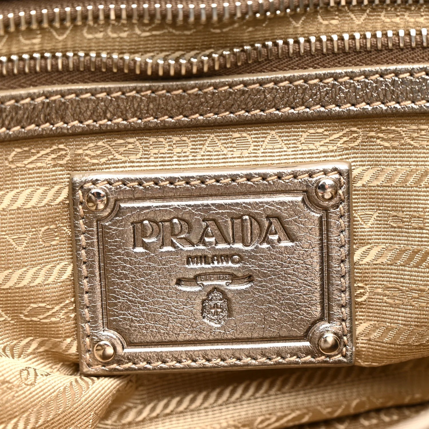 Metallic Vitello Daino Pushlock Shoulder Bag Peltro