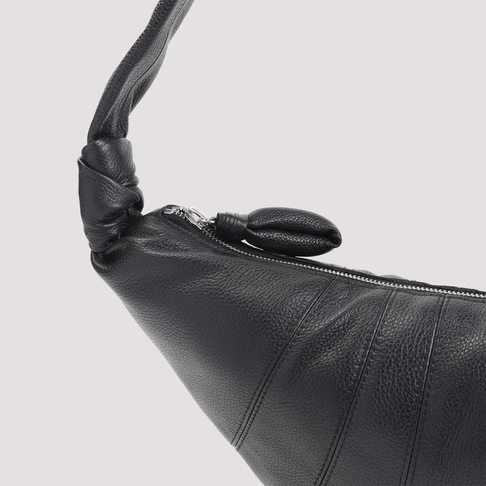 MEDIUM CROISSANT SHOULDER BAG