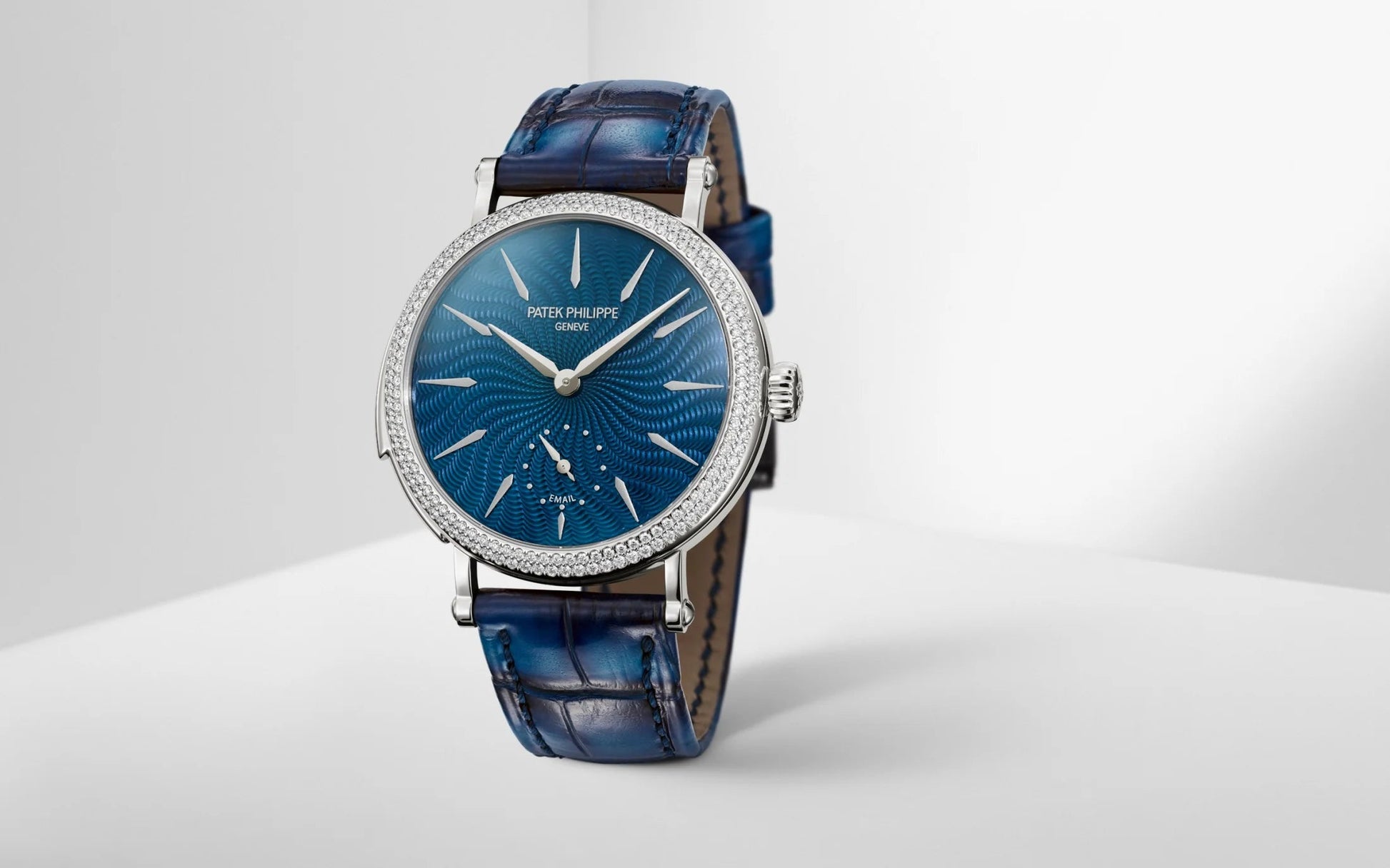 Ladies'  Grand Complication, 18K White Gold with Set 194 Diamonds, 36Mm, Ref# 7040/250G-001