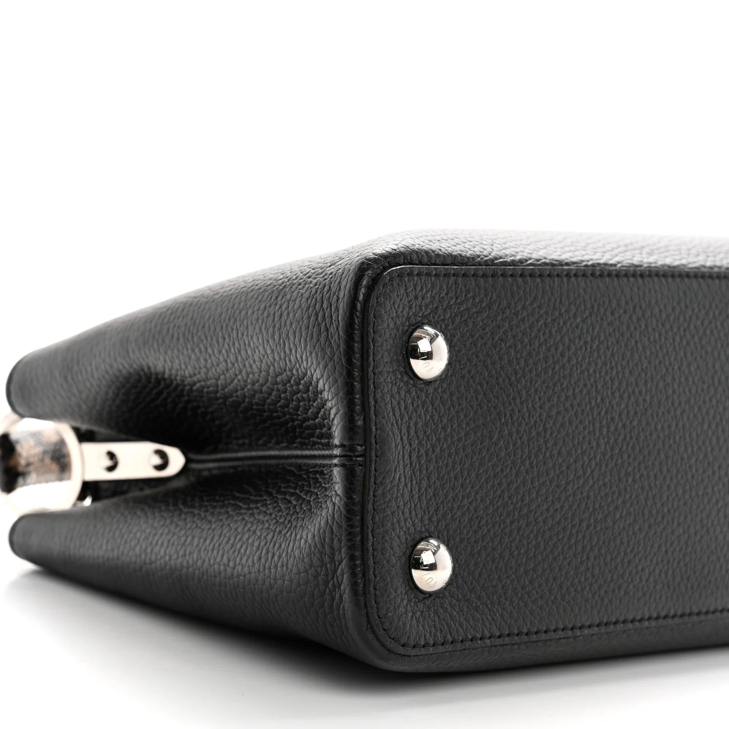 Taurillon Snakeskin Capucines MM Black